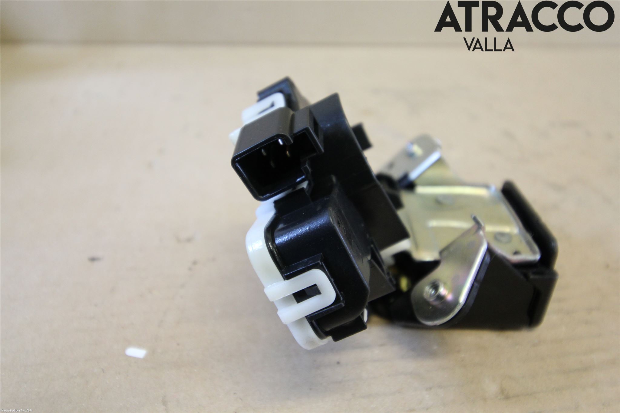 Mazda 3 III 14-19 Låskista Baklucka