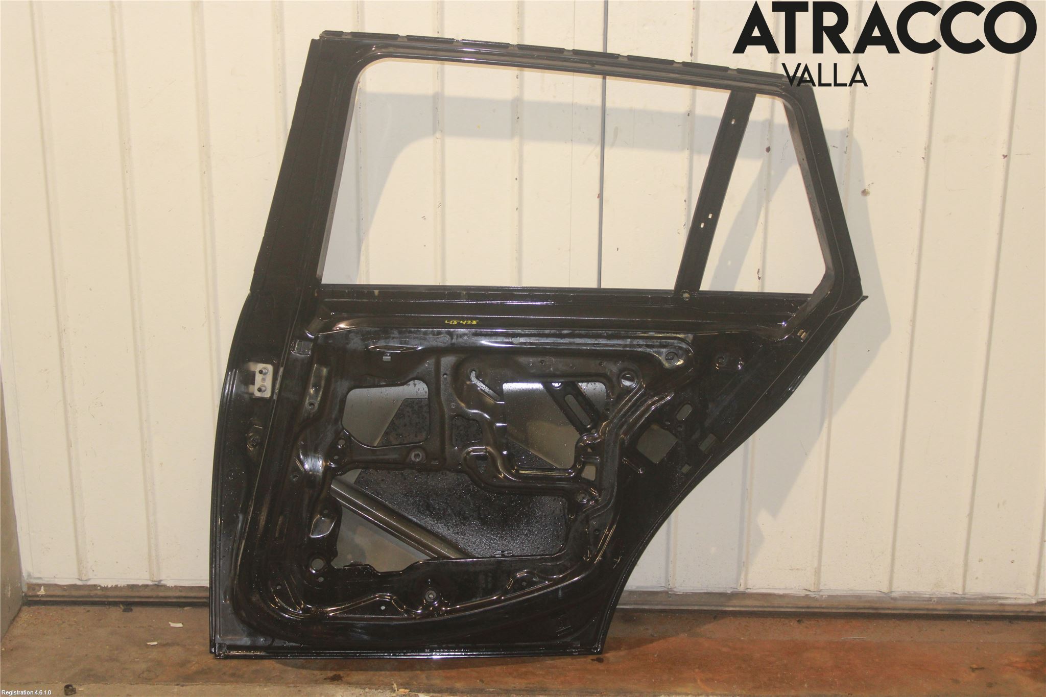 BMW 3 E90/91 SED/TOU 05-12 Dörr Bak Höger