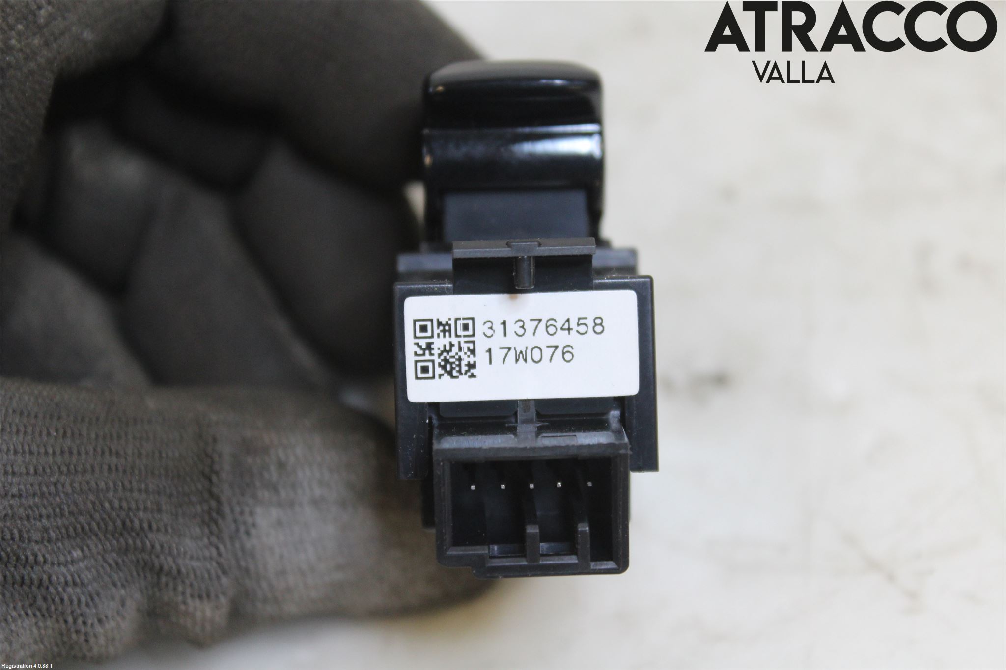 Volvo V90 17->> Strömställare Elhiss