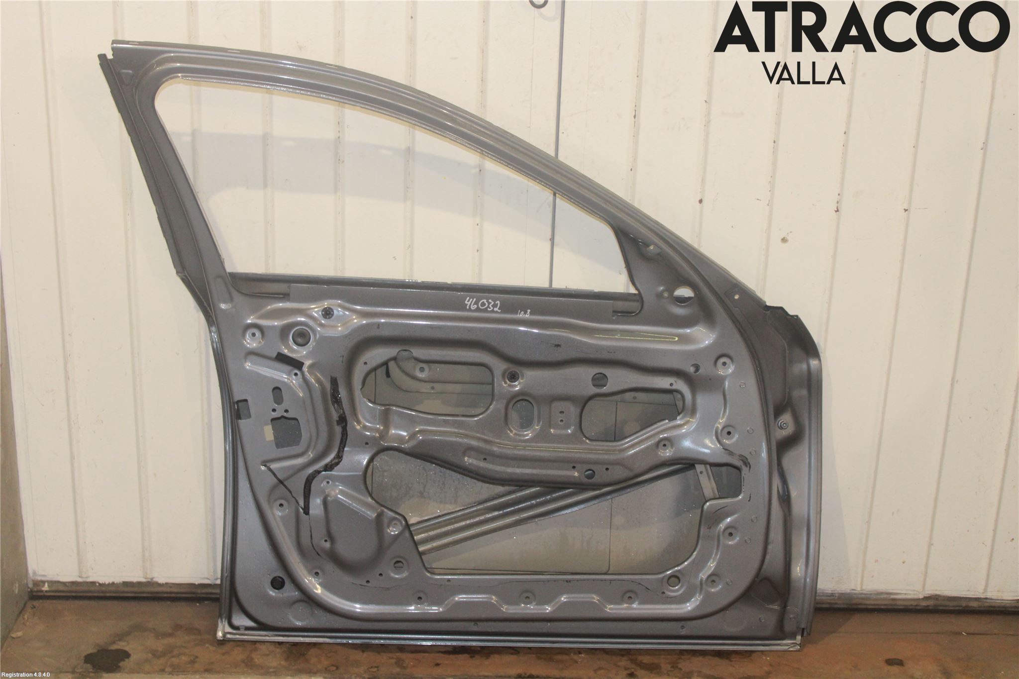 BMW 5 F10/F11/F18 09-17 Dörr Fram Vänster