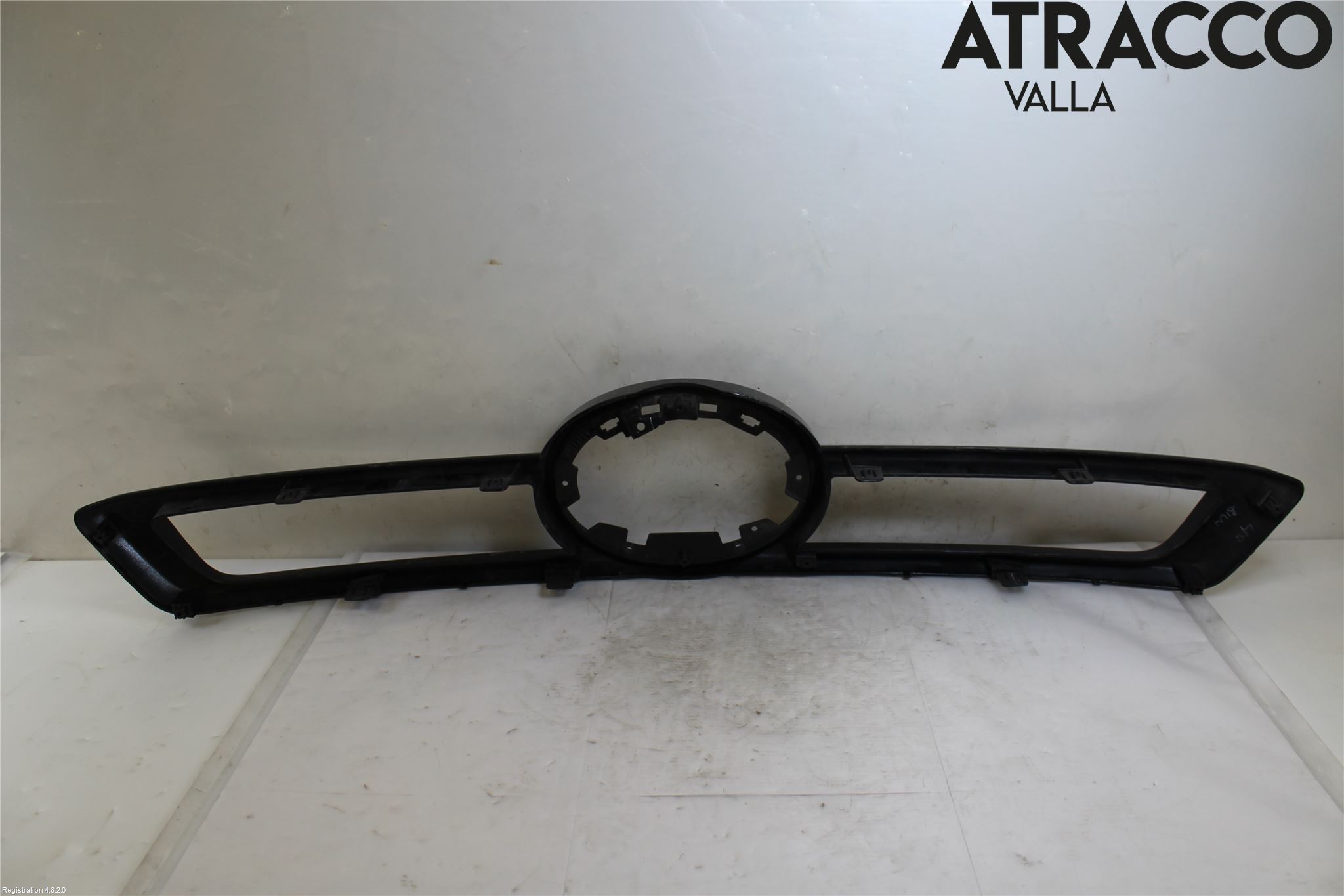 Toyota HILUX 16- Grillsarg