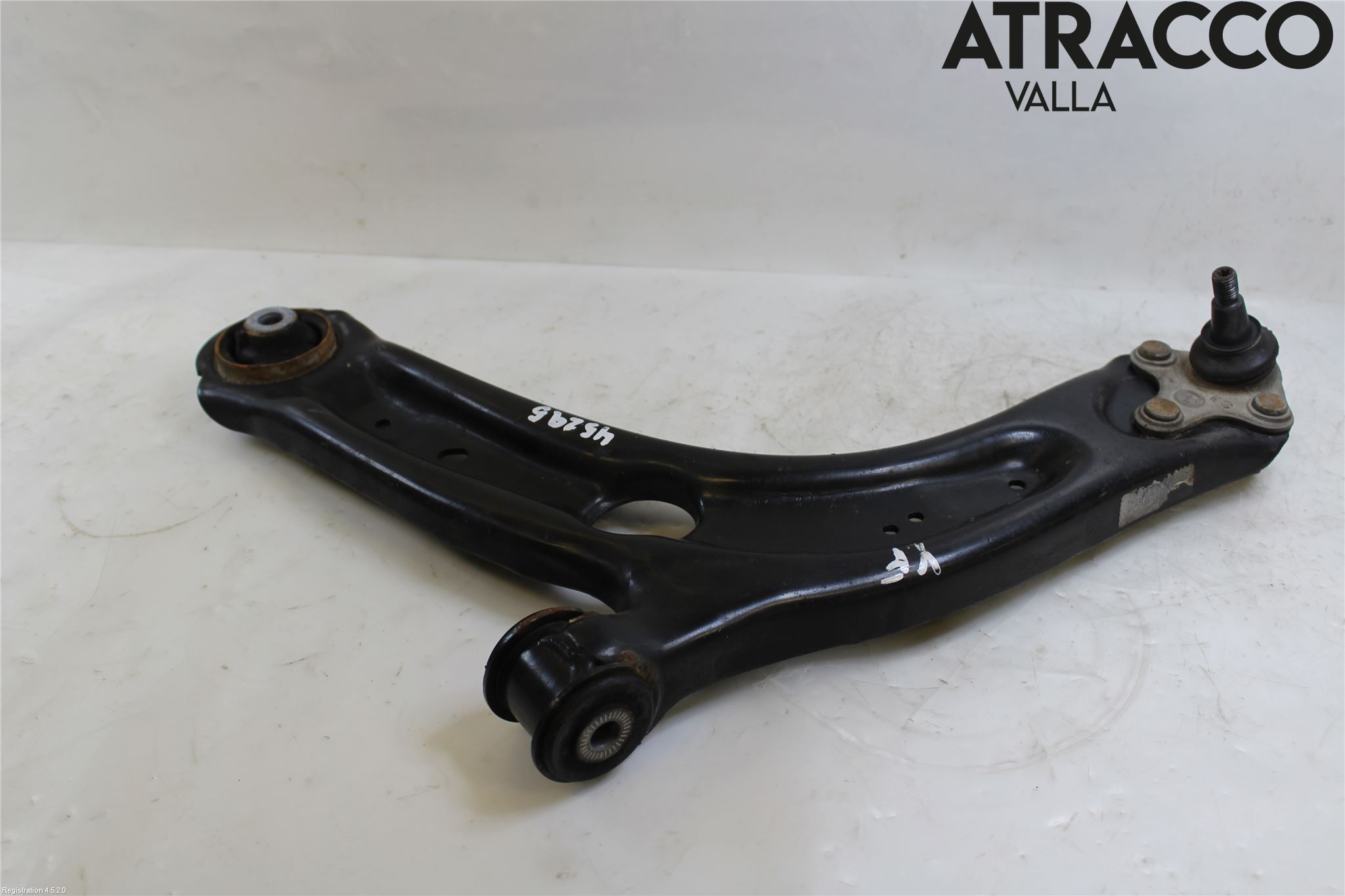 Volkswagen VW TIGUAN 16-24 Bärarm Fram Undre Vä
