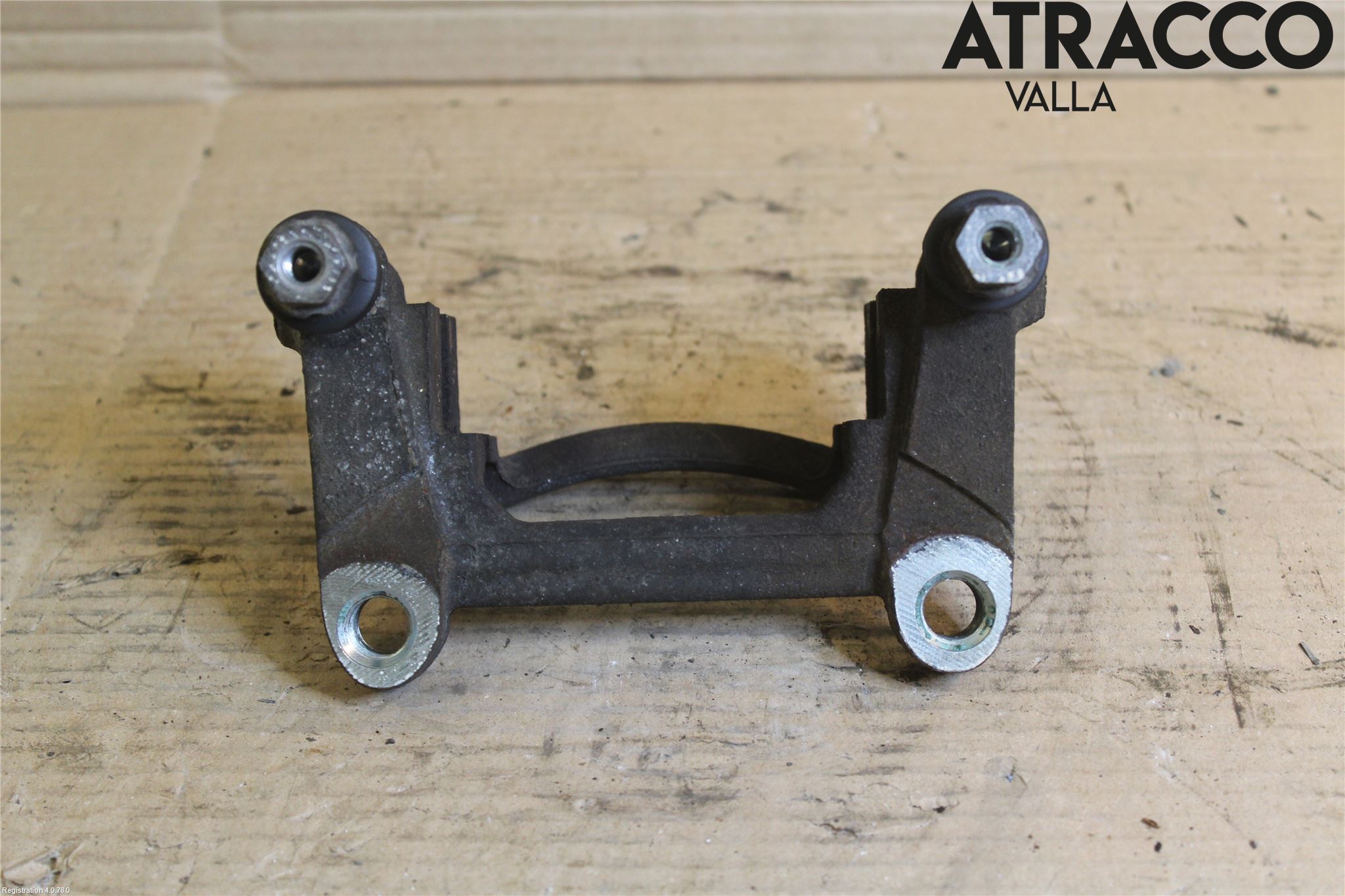 Opel VIVARO 15-19 Bromsokshållare