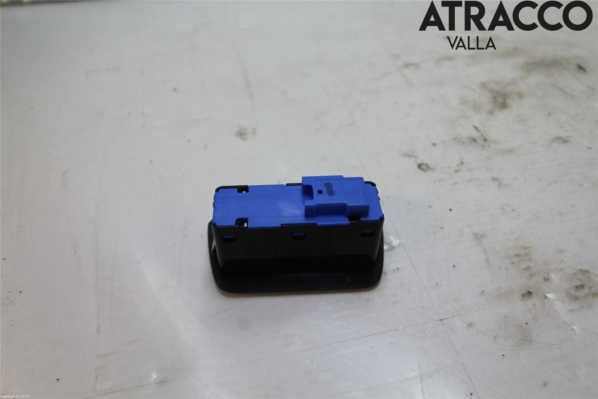 BMW 3 F30/F31/F80 12-19 Strömställare Baklucka