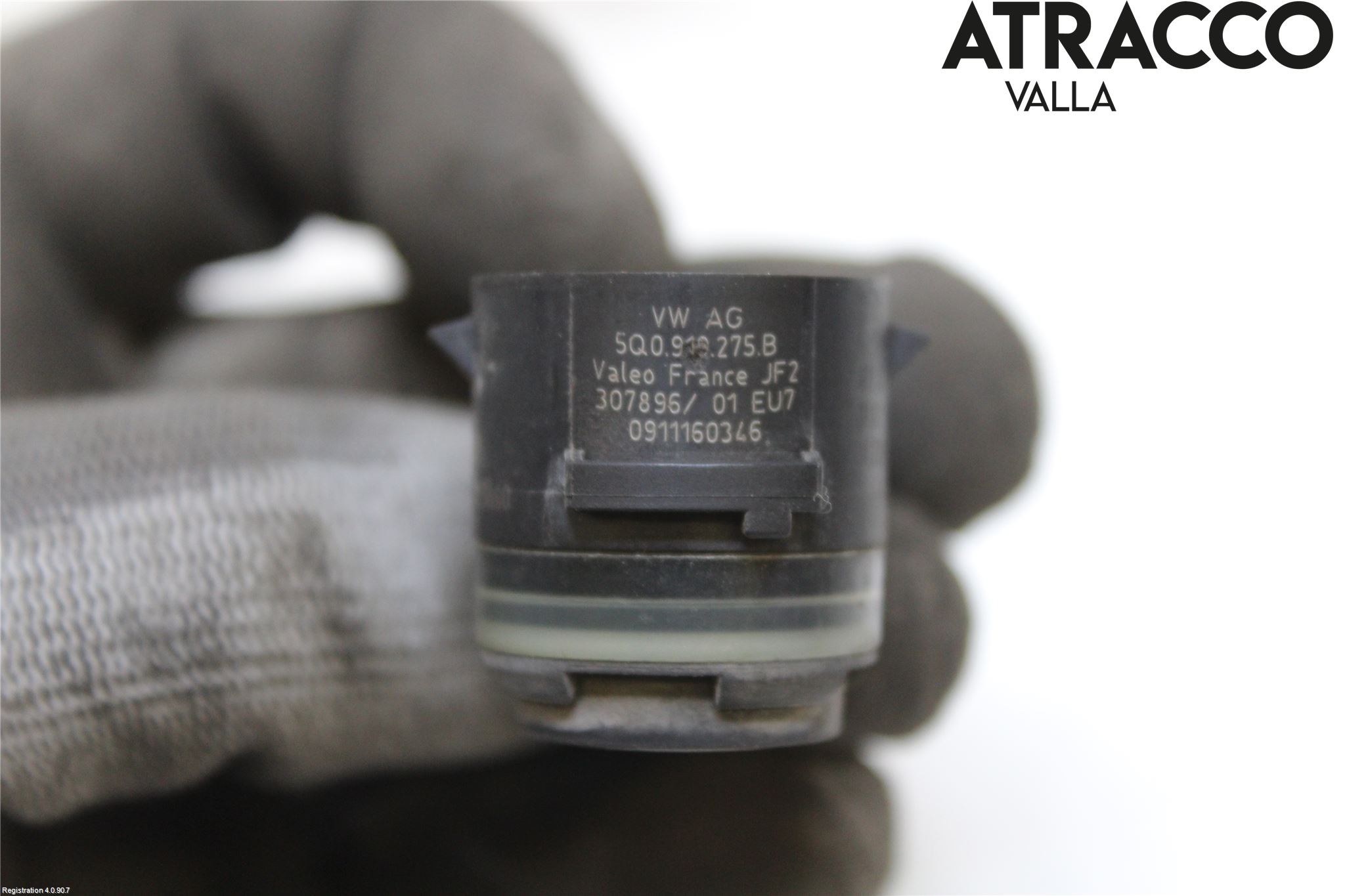 Skoda SUPERB 16-24 Parkeringshjälp Frontsensor