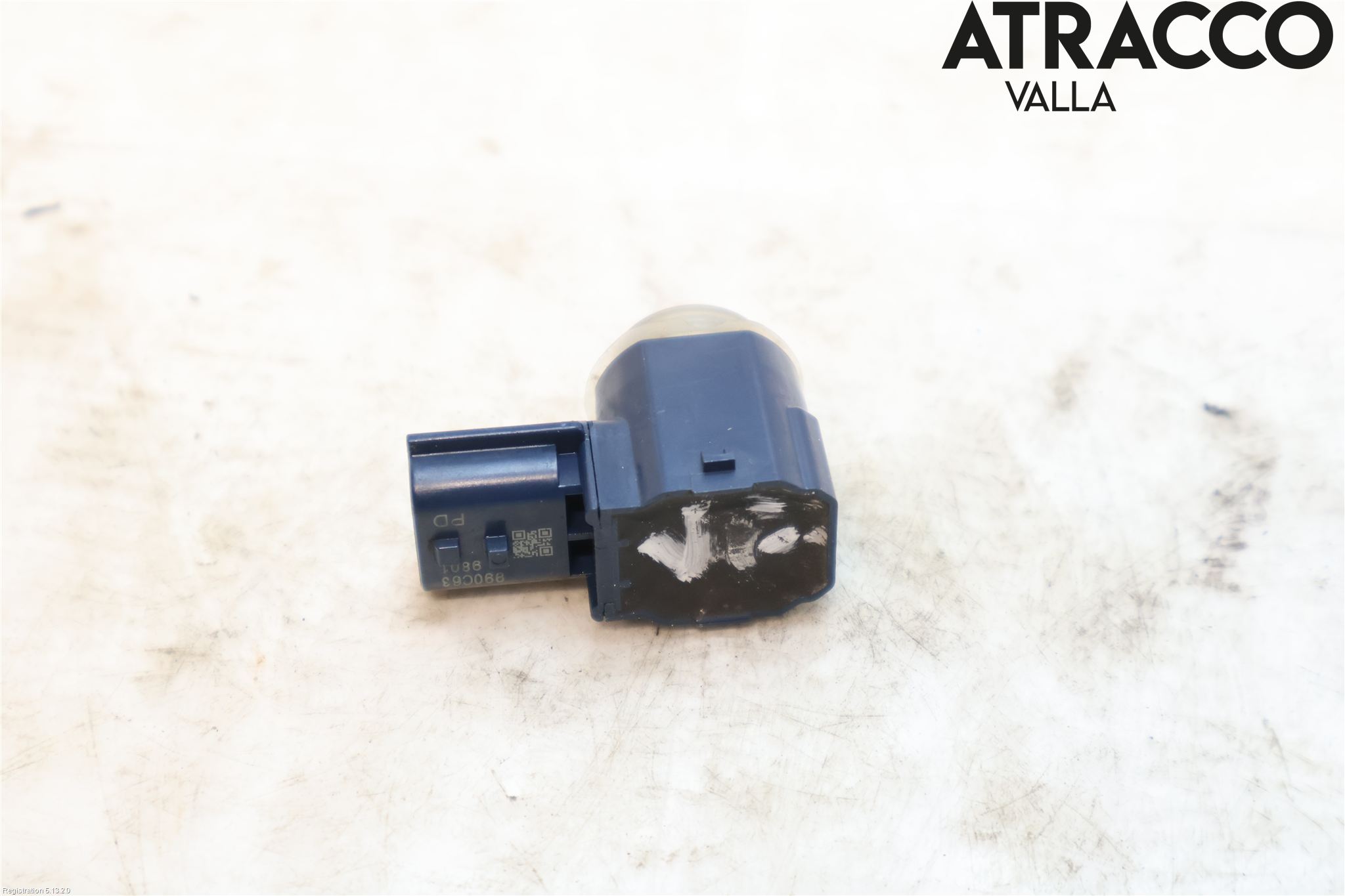 Mitsubishi OUTLANDER 13-21 Parkeringshjälp Frontsensor