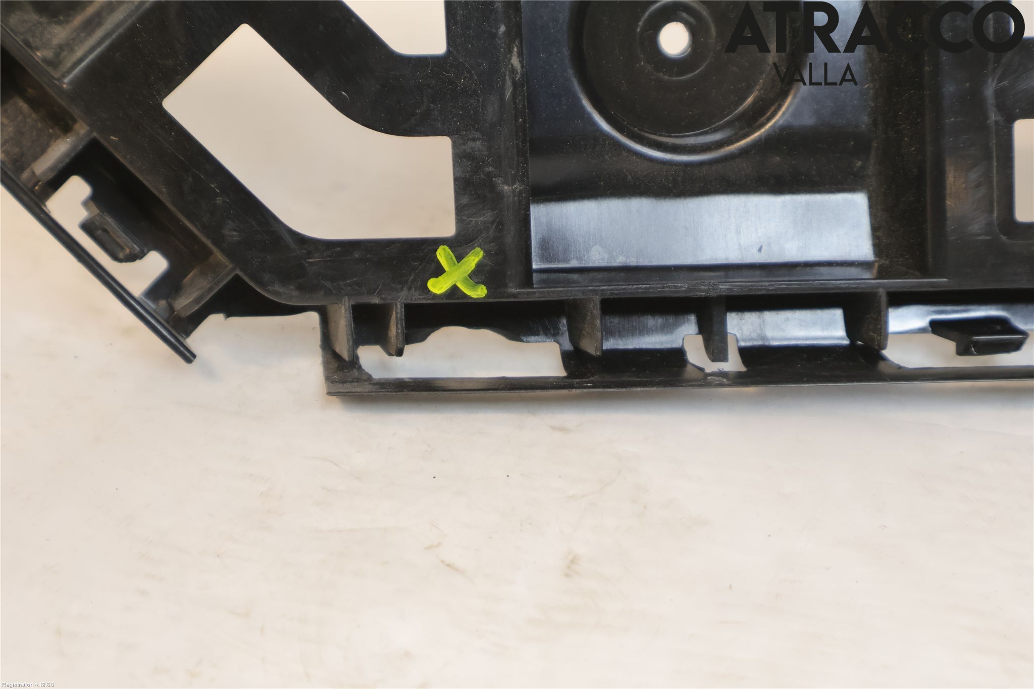 Volkswagen VW ID.4 21- Stötfångarfäste Bak Vä