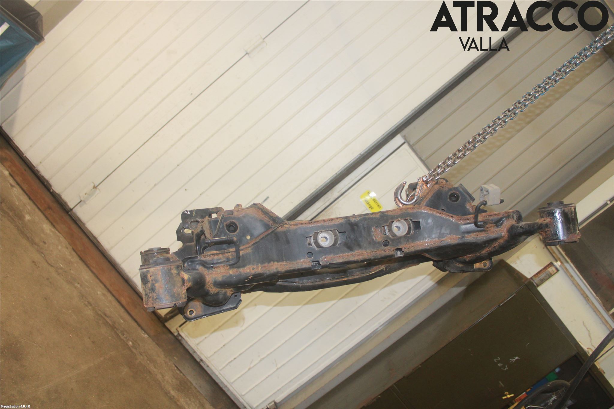 Jaguar F-PACE Bakaxelbalk