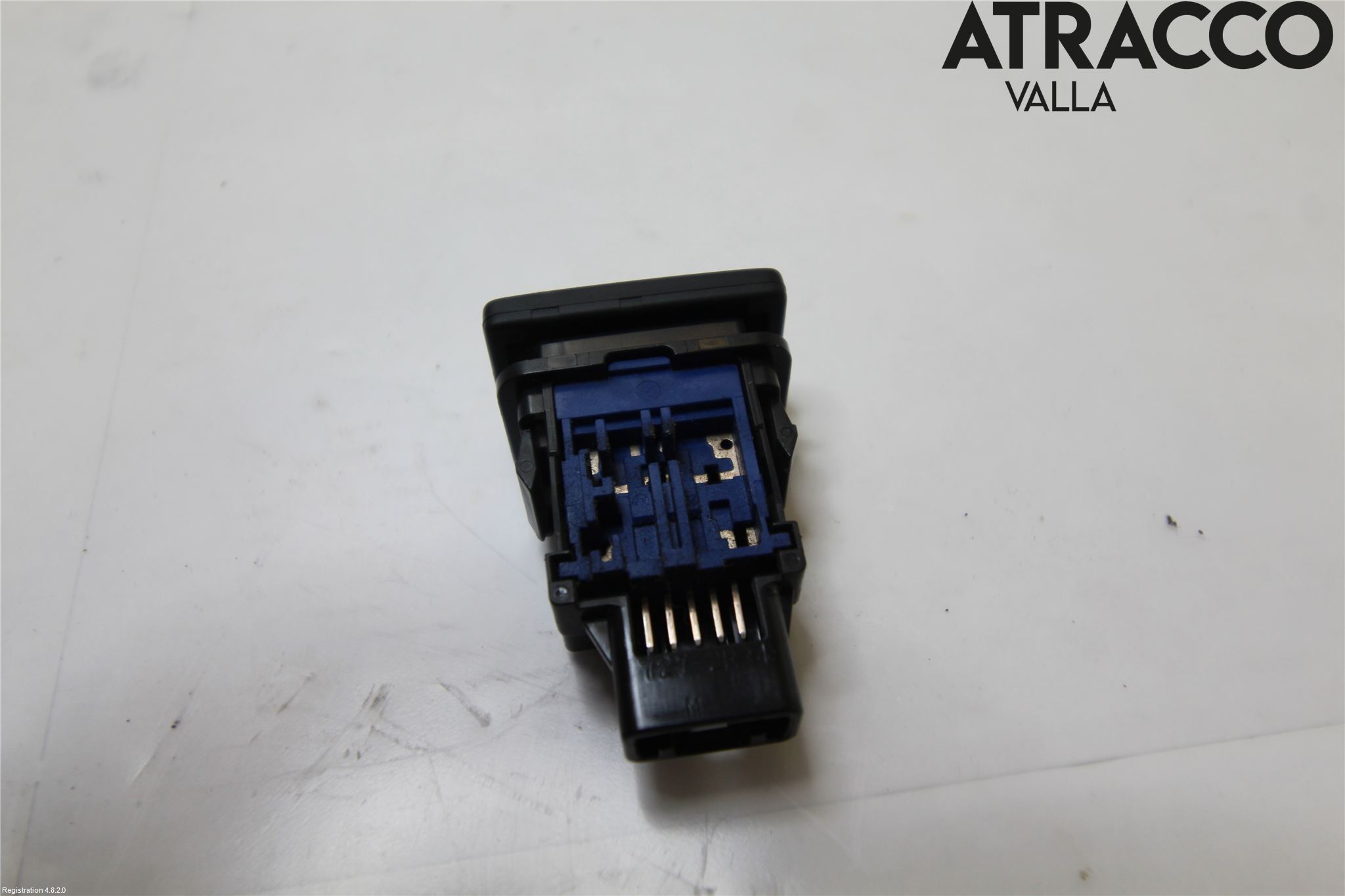 Toyota HILUX 16- Strömställare Övrigt