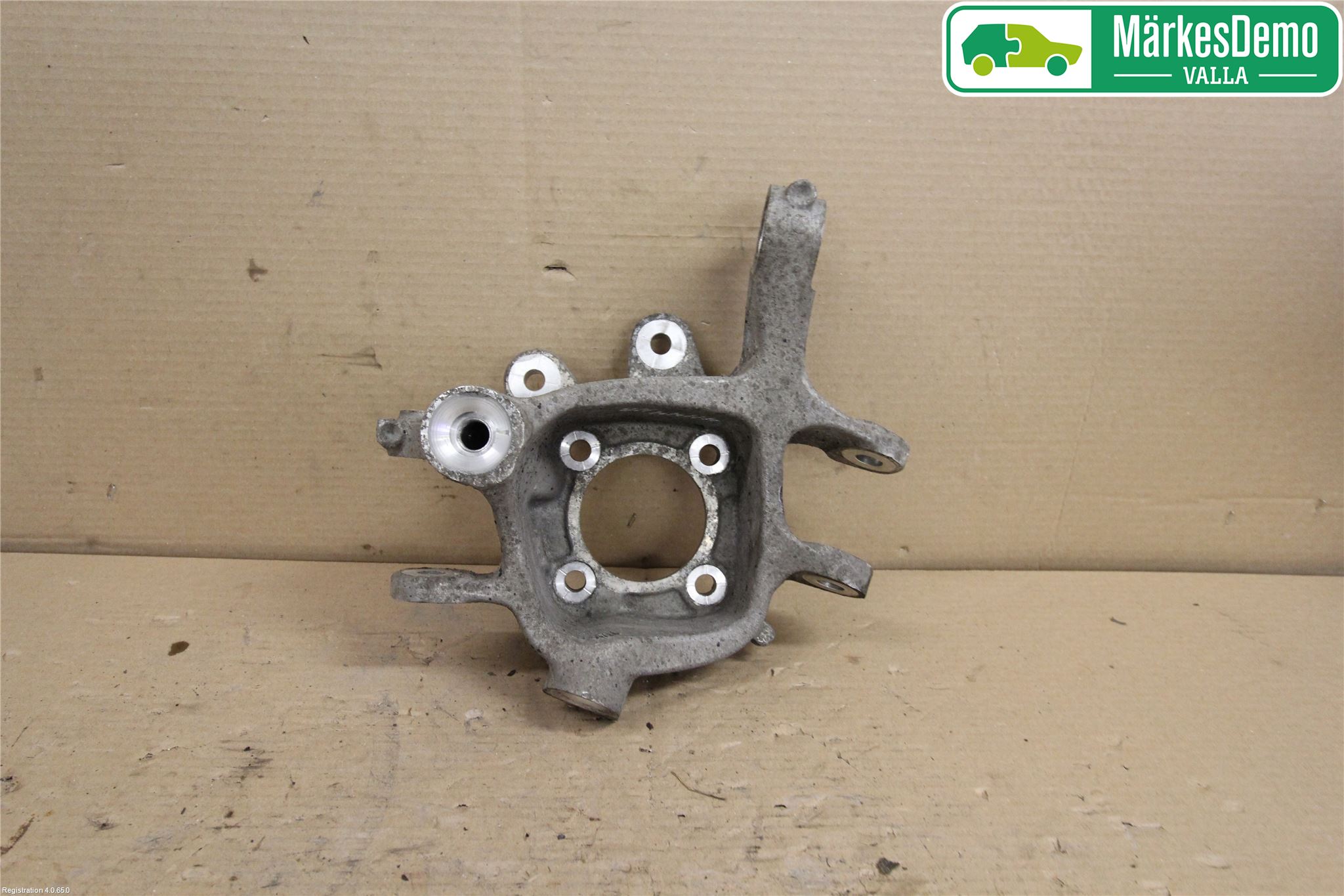 BMW 5 F10/F11/F18 09-17 Hjullagerhus-Spindel Hö B