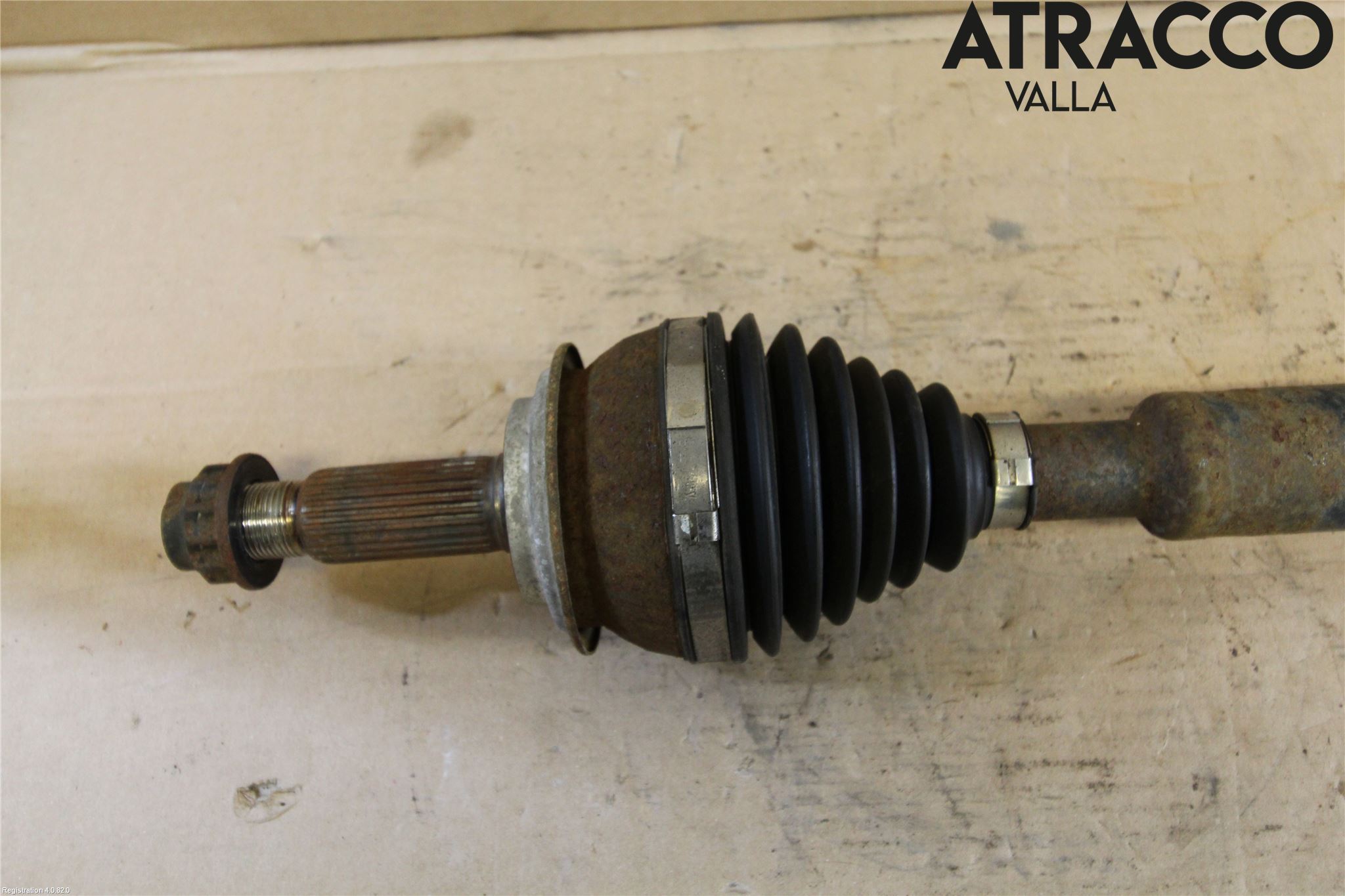 Toyota PRIUS+ ZVW40 12-20 Drivaxel Fram Höger