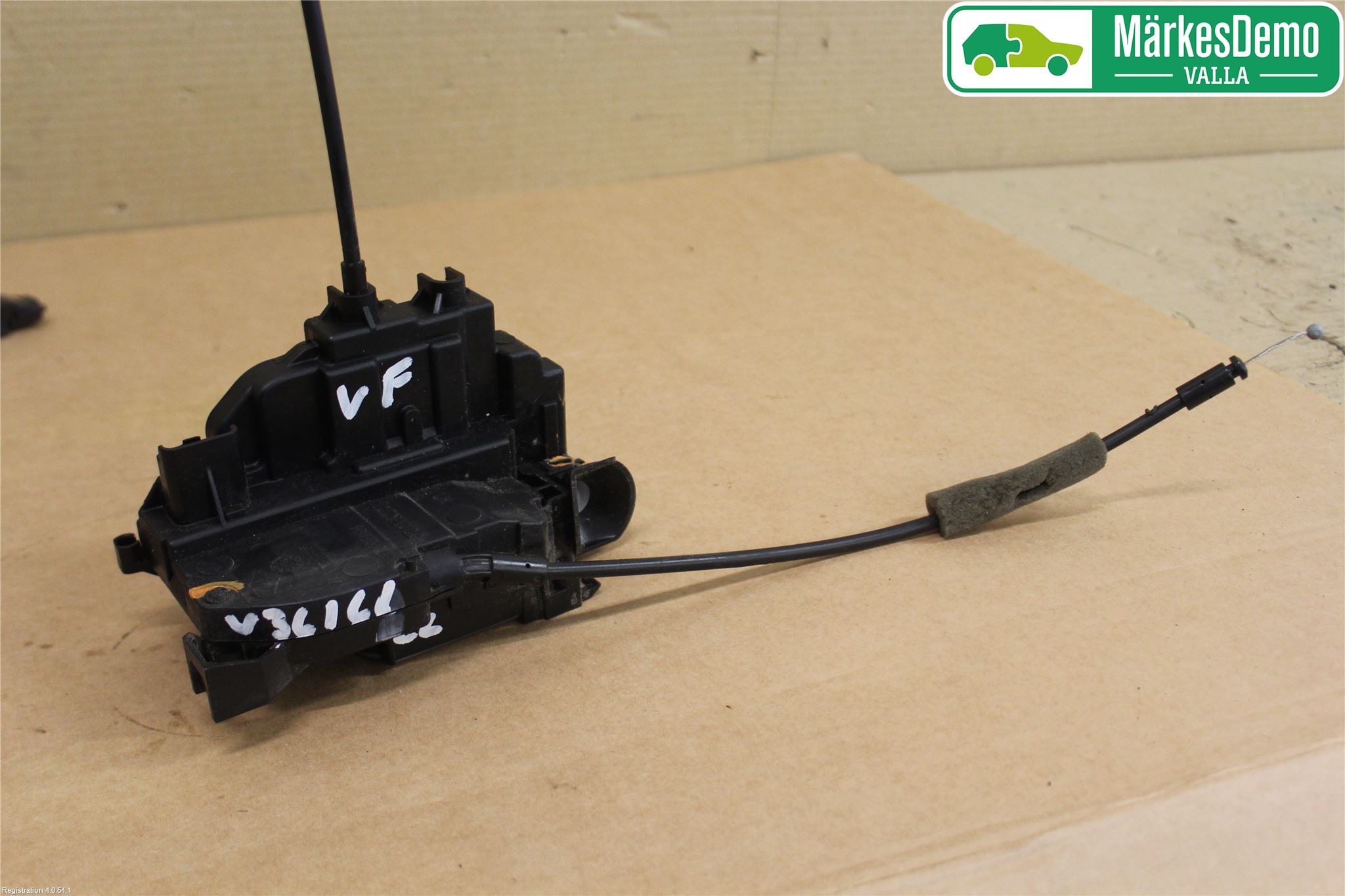 Renault CLIO III  09-12 Låskista-Dörrlås