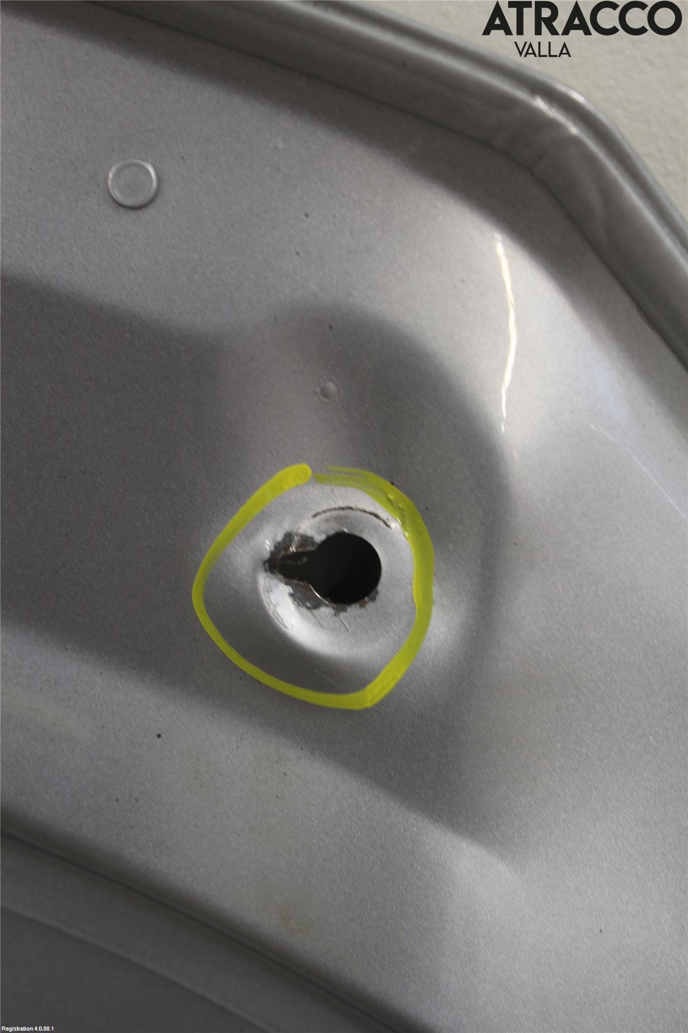 Volkswagen VW JETTA V 06-10 Huv Fram