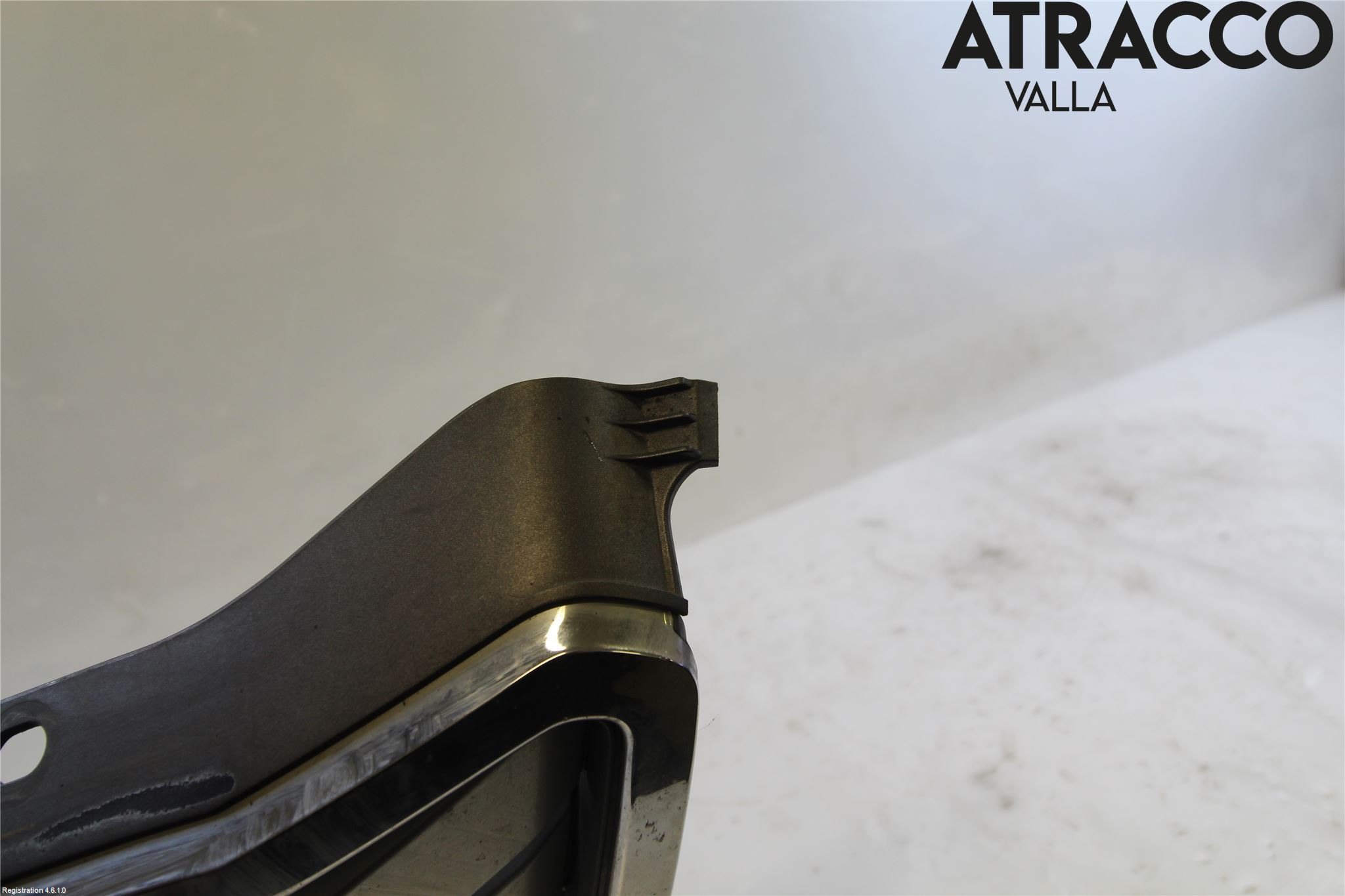 Subaru OUTBACK 10-15 Grill Komp