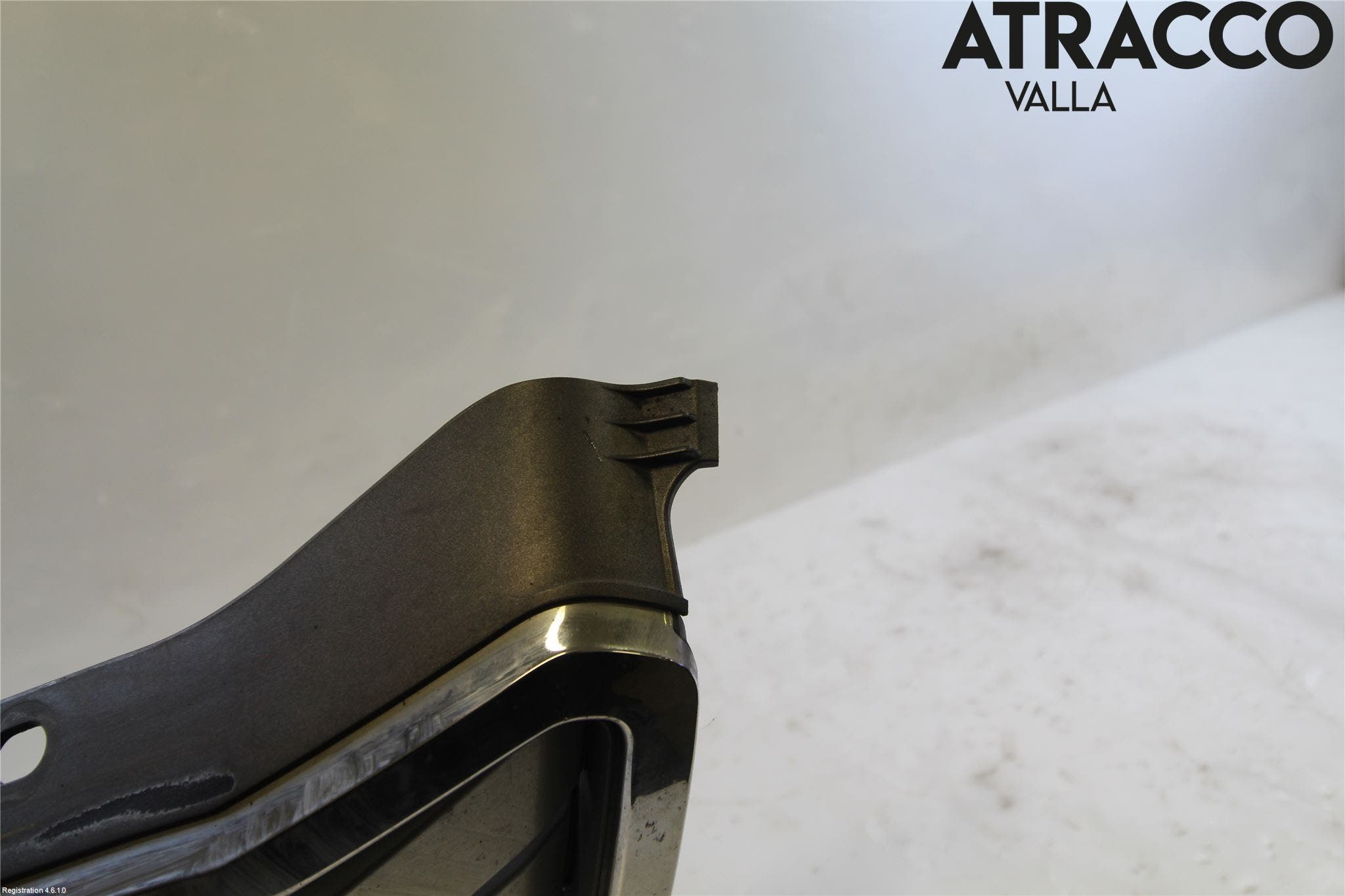 Subaru OUTBACK 10-15 Grill Komp