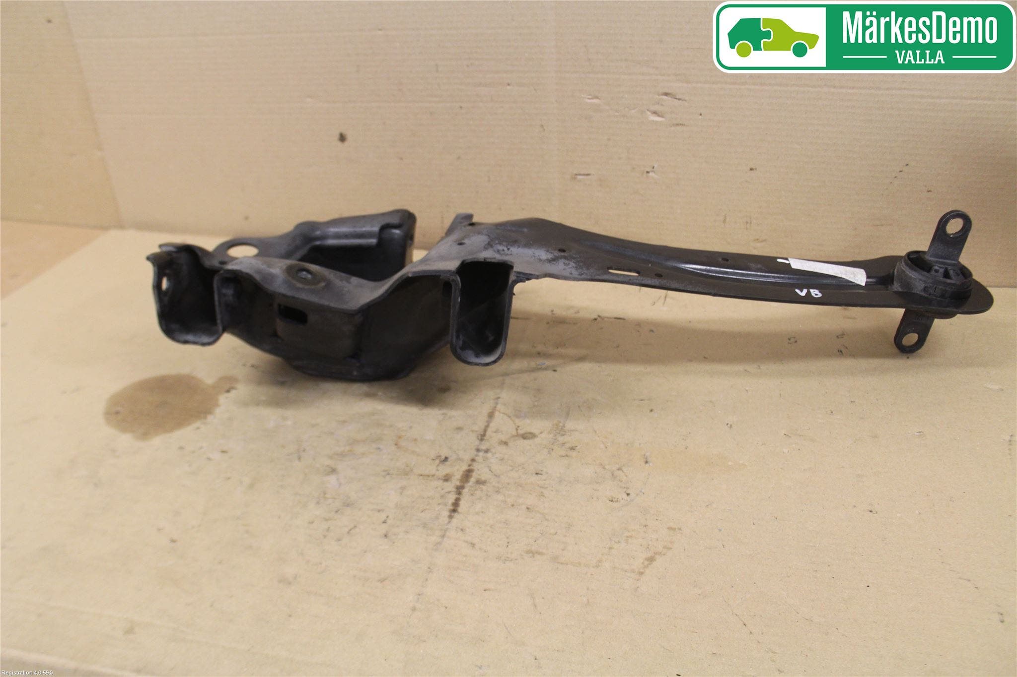 Volvo V40 12-19 Bärarm Bak Vänster