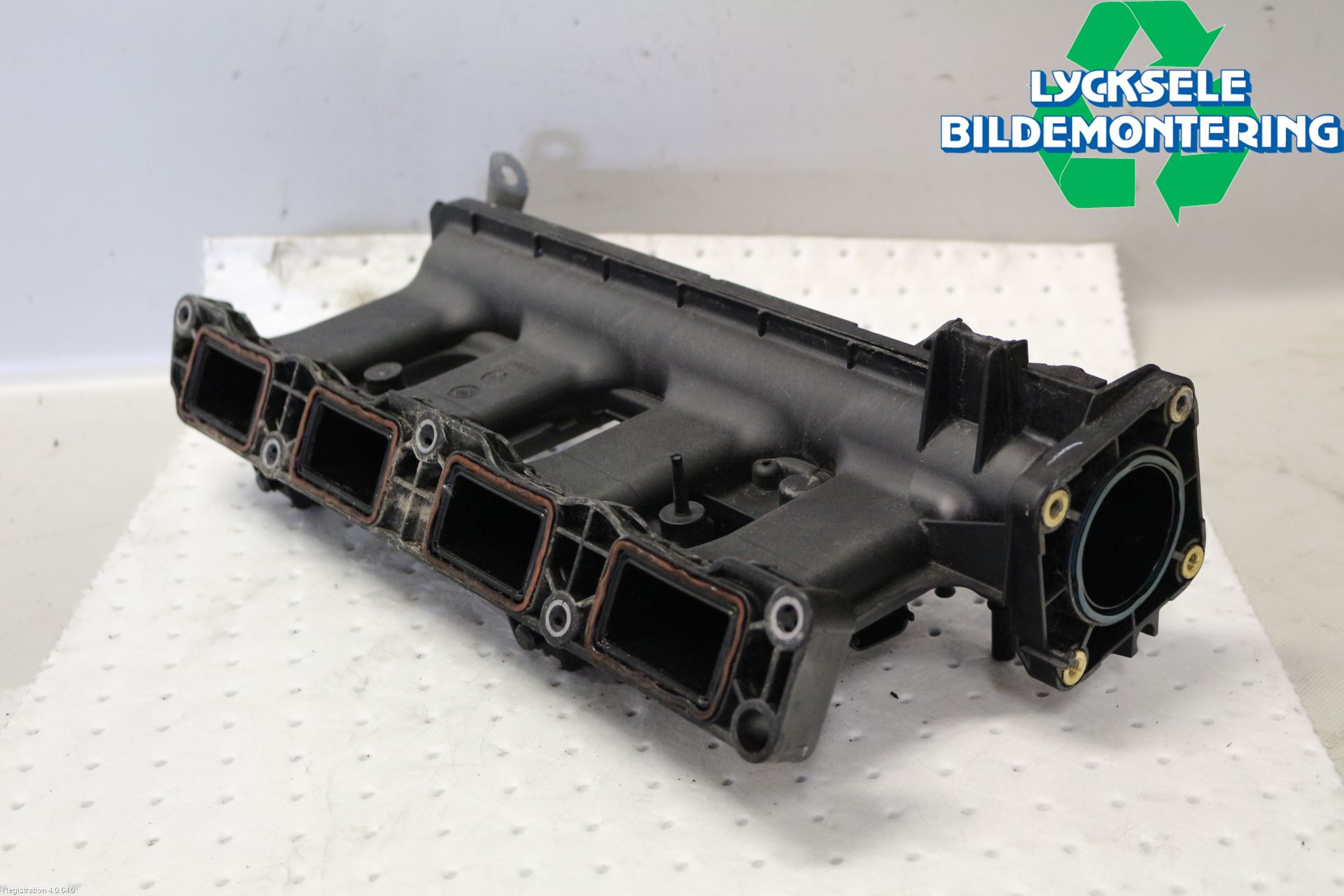 Nissan QASHQAI 14-17 Grenrör Insug