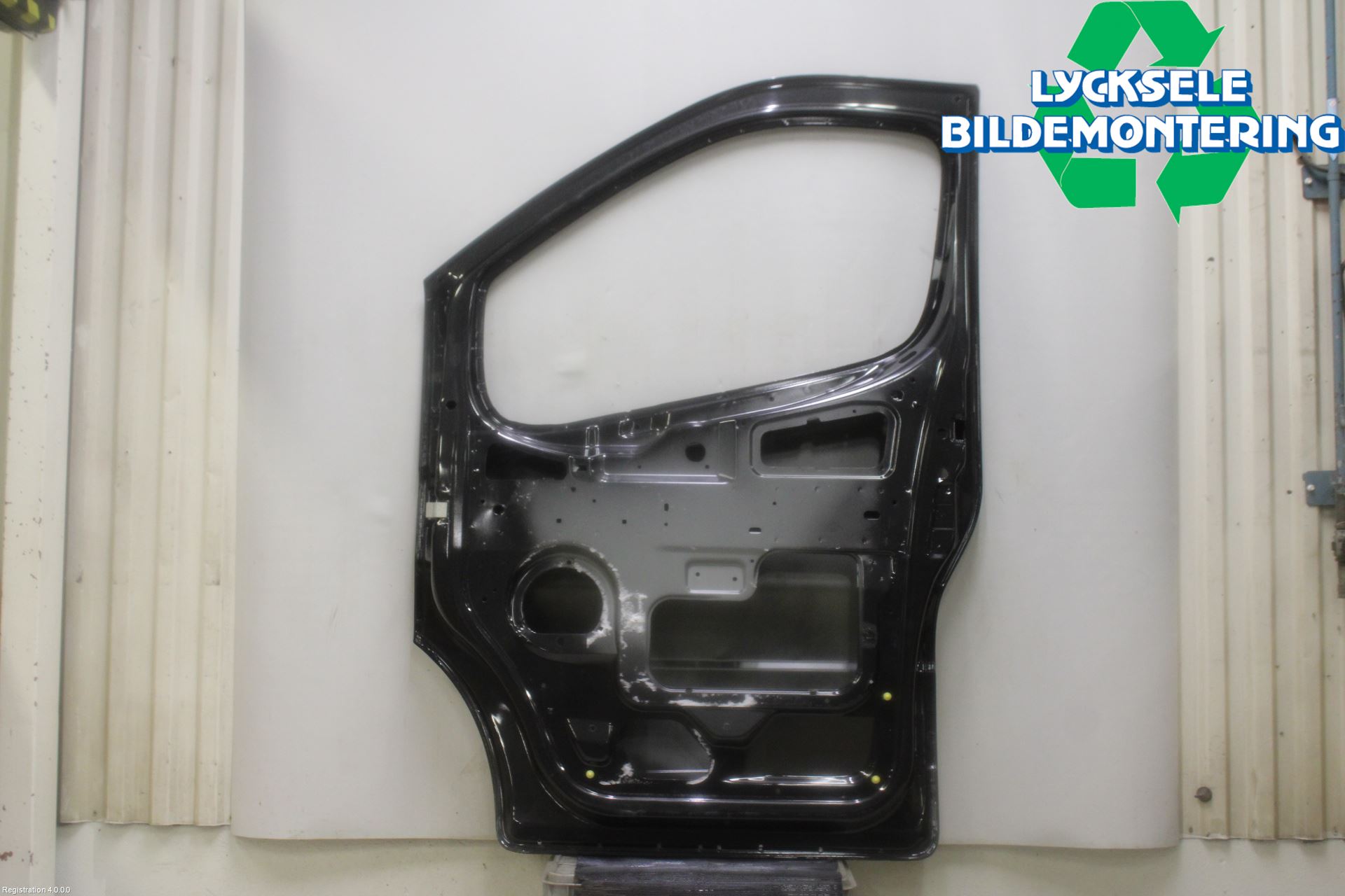 Renault TRAFIC   02-14 Dörr Fram Höger