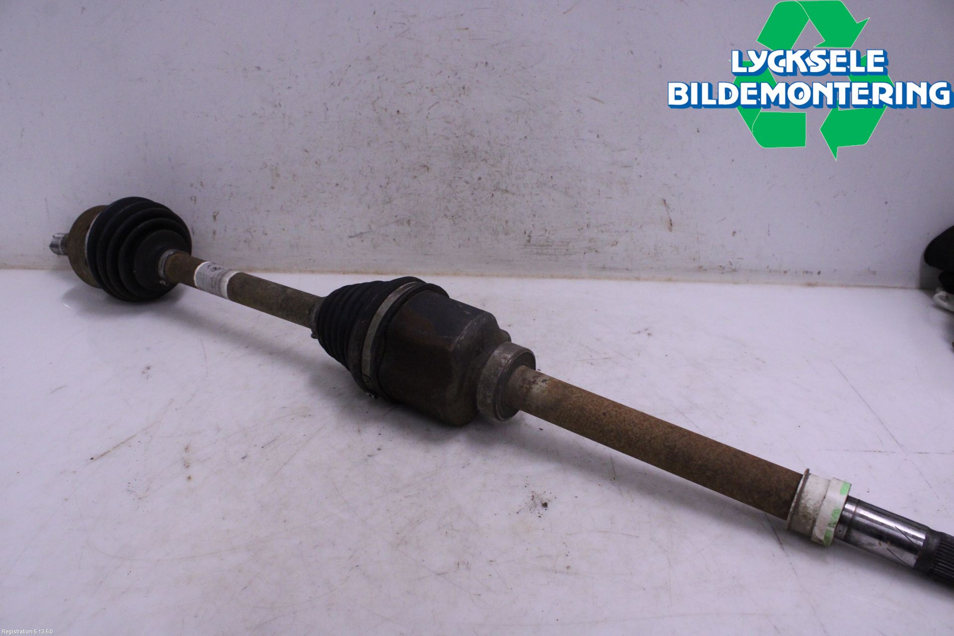 Mercedes-Benz MB VITO/V-KLASS (W640,W447,W448) 14- Drivaxel Fram Höger