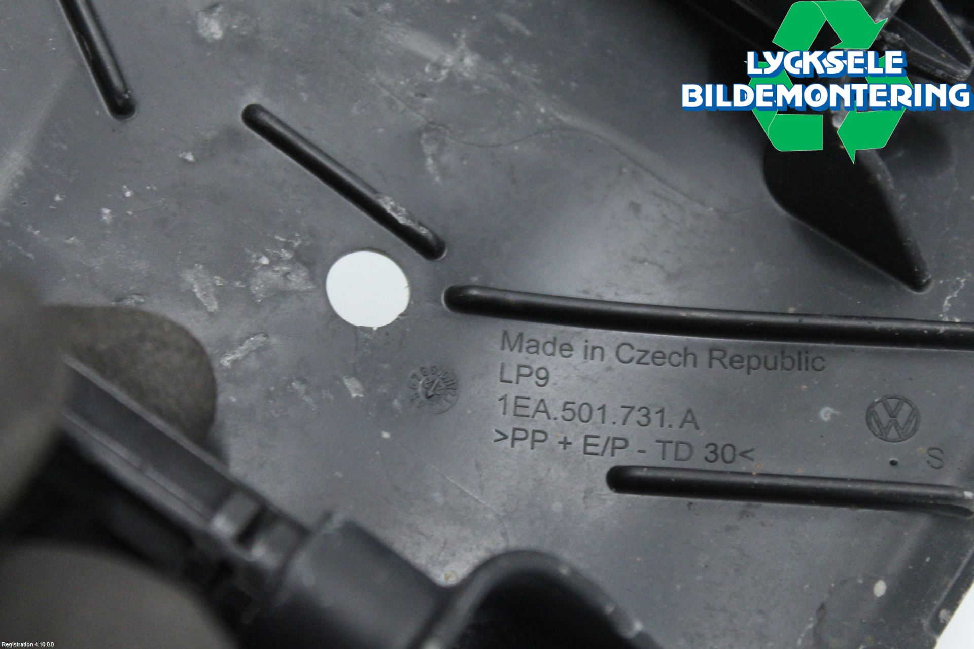 Volkswagen VW ID.4 21- Stänkskydd