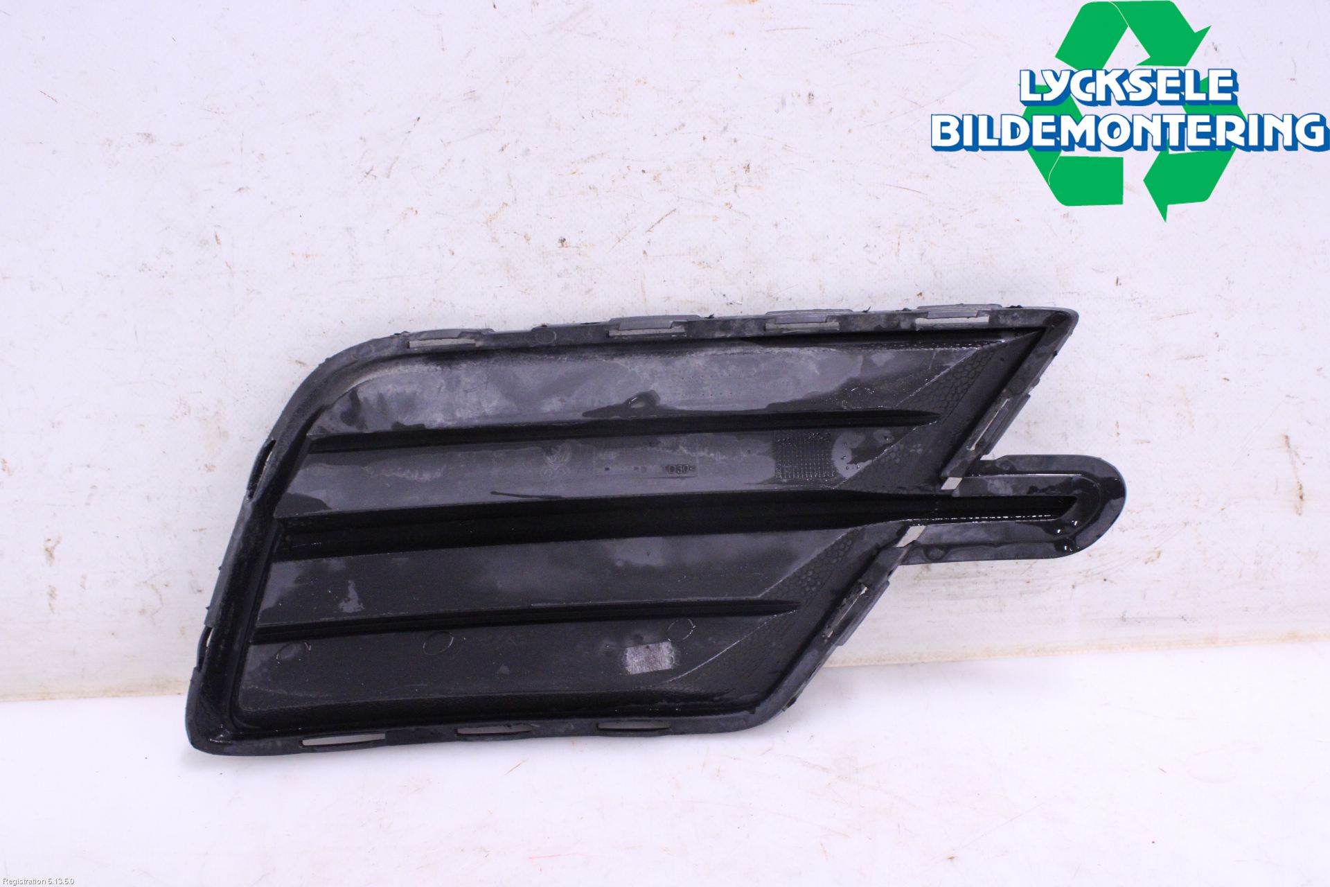 Volkswagen VW CADDY 16-20 Grilldel Vänster