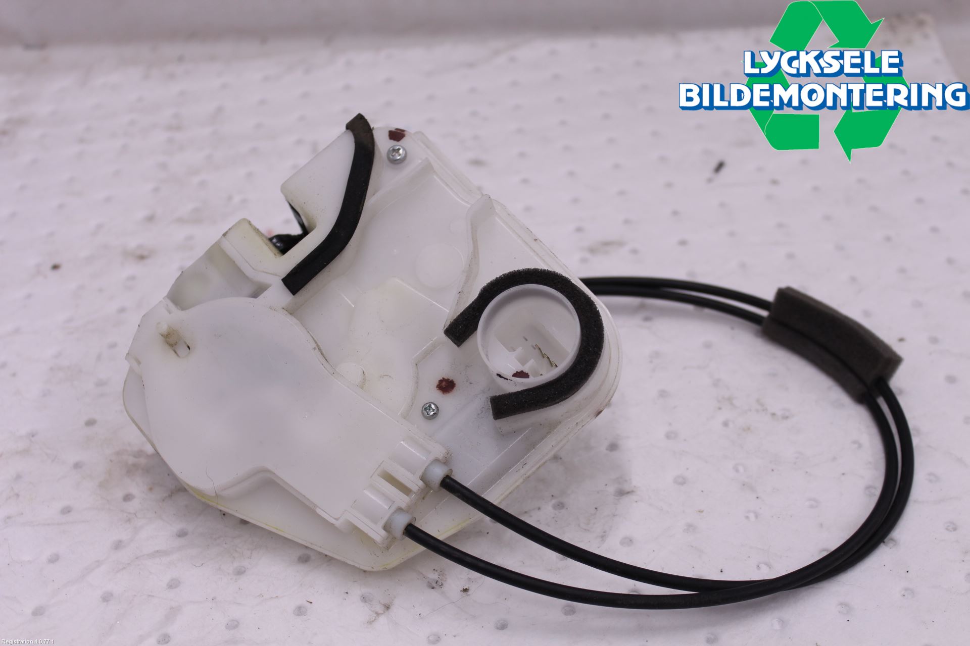 Mitsubishi L200 16-23 Låskista-Dörrlås