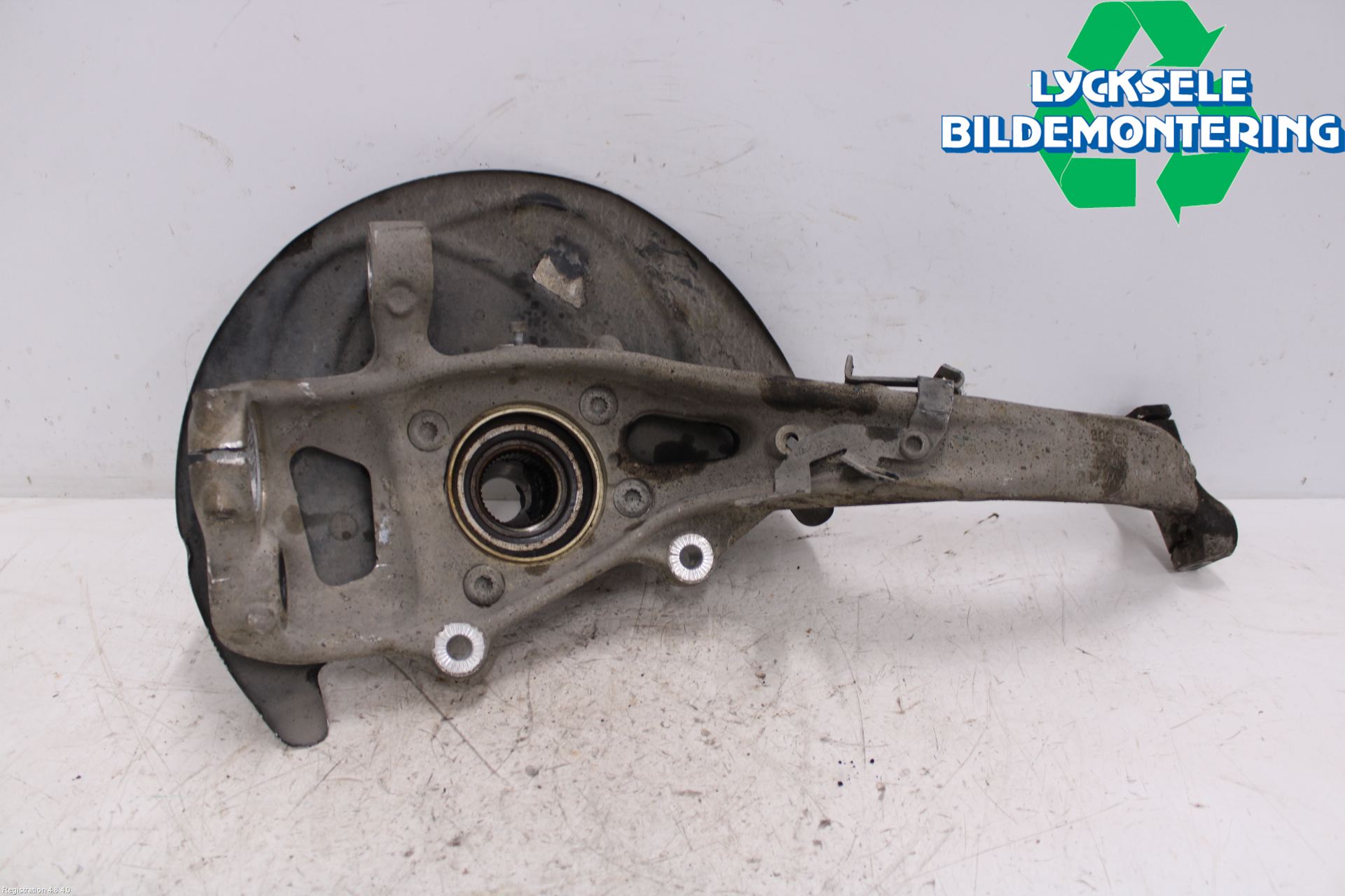 Audi Q8/SQ8 4M 19- Styrspindel Lagerhus Hö