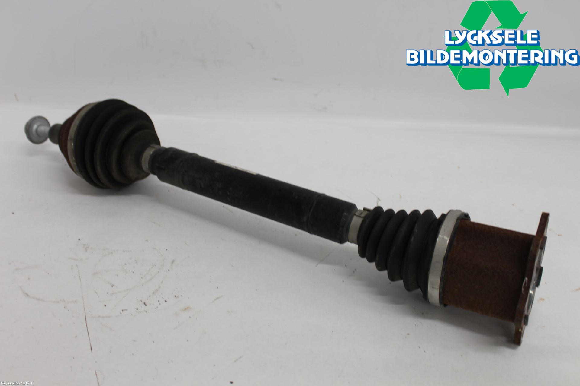 Seat ATECA 16->> Drivaxel Fram Höger