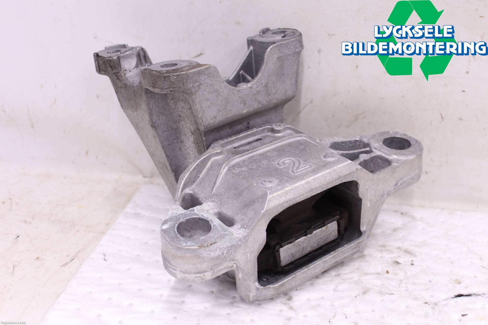 Ford FOCUS 19- Växellådsfäste