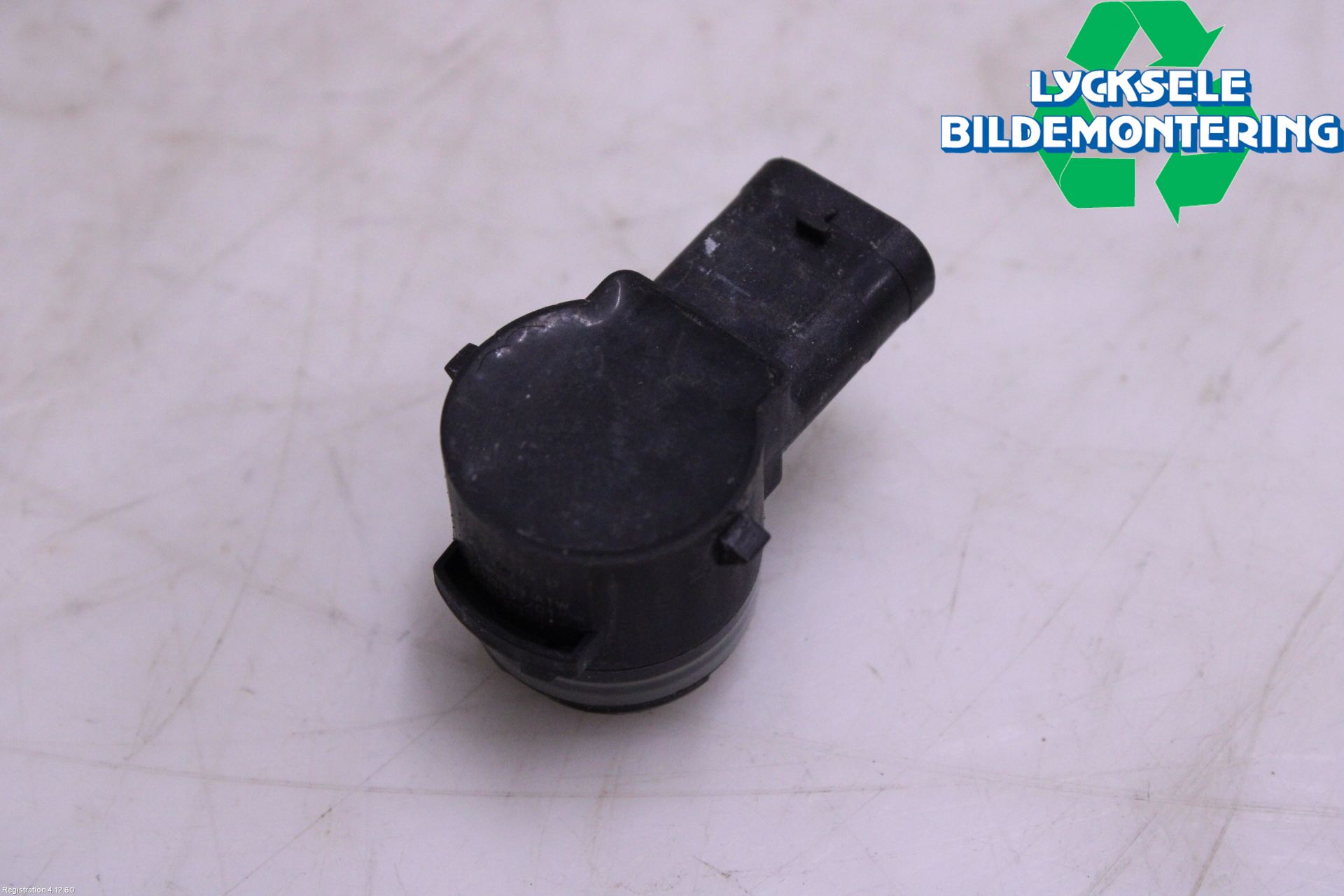 Audi A4/S4 B9 20- Parkeringshjälp Frontsensor