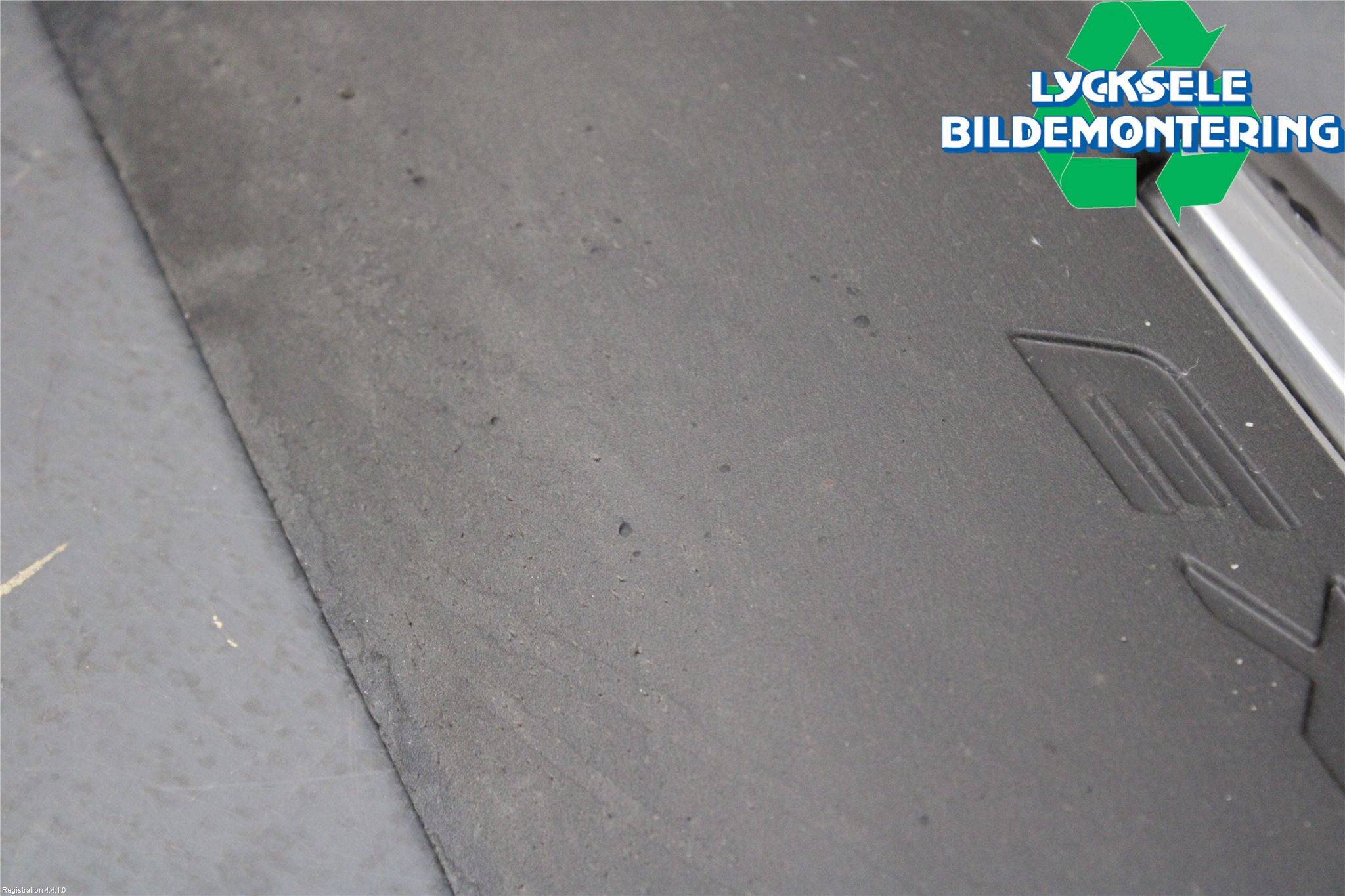 Ford EXPLORER 93-23 Dörr Dekorlist Fram Vä