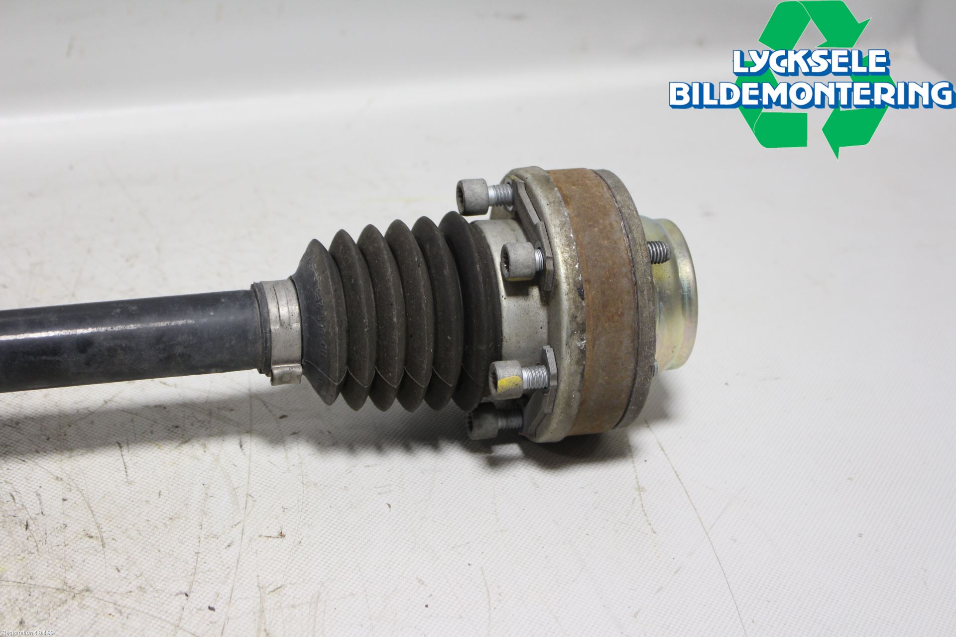 Volkswagen VW GOLF / E-GOLF VII 13-20 Drivaxel Bak Höger
