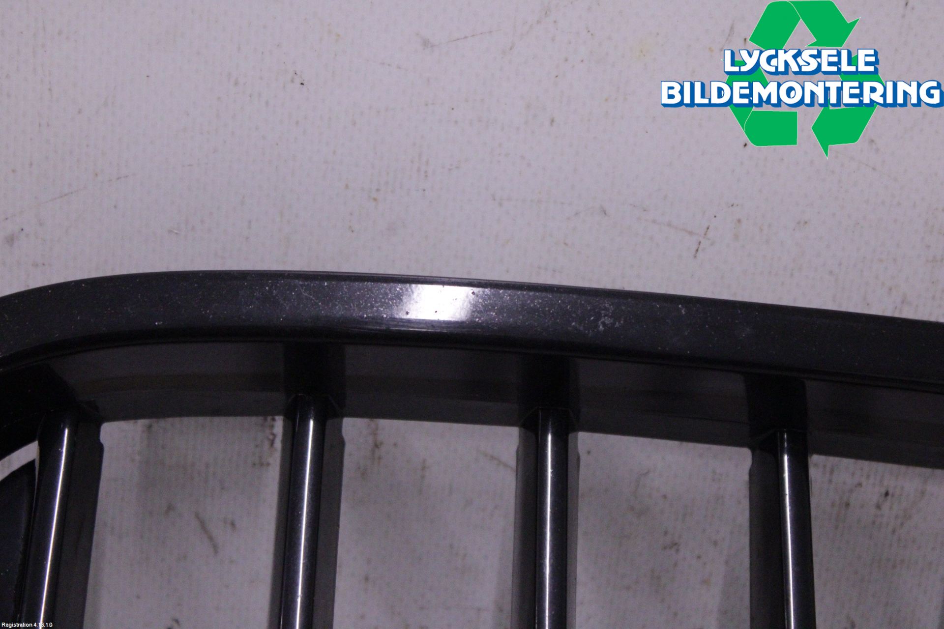 BMW 5 G30/G31/F90 17-23 Grilldel Höger