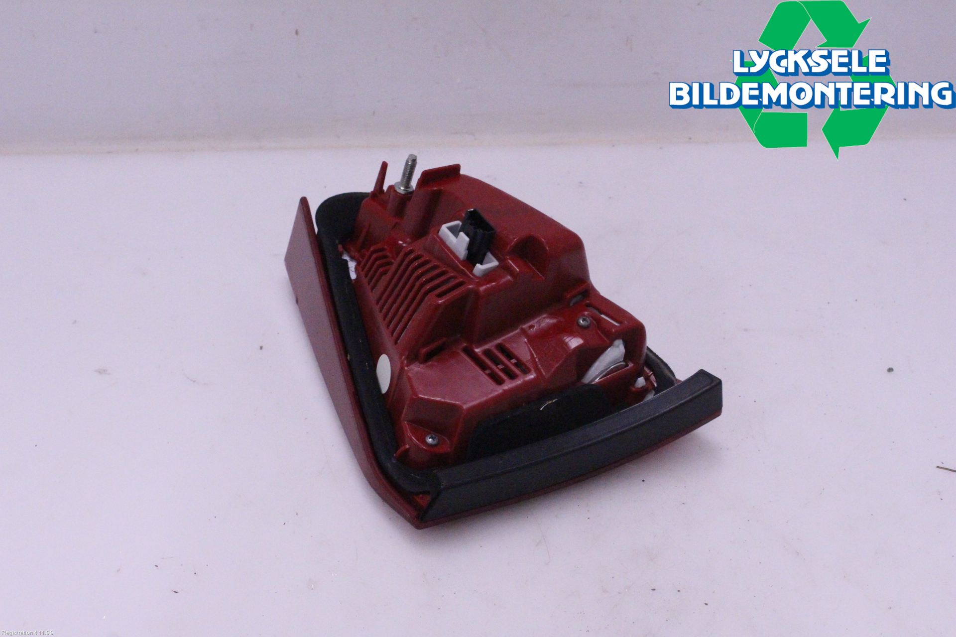 Audi A4 12-15 Bakljus Lucka Vä