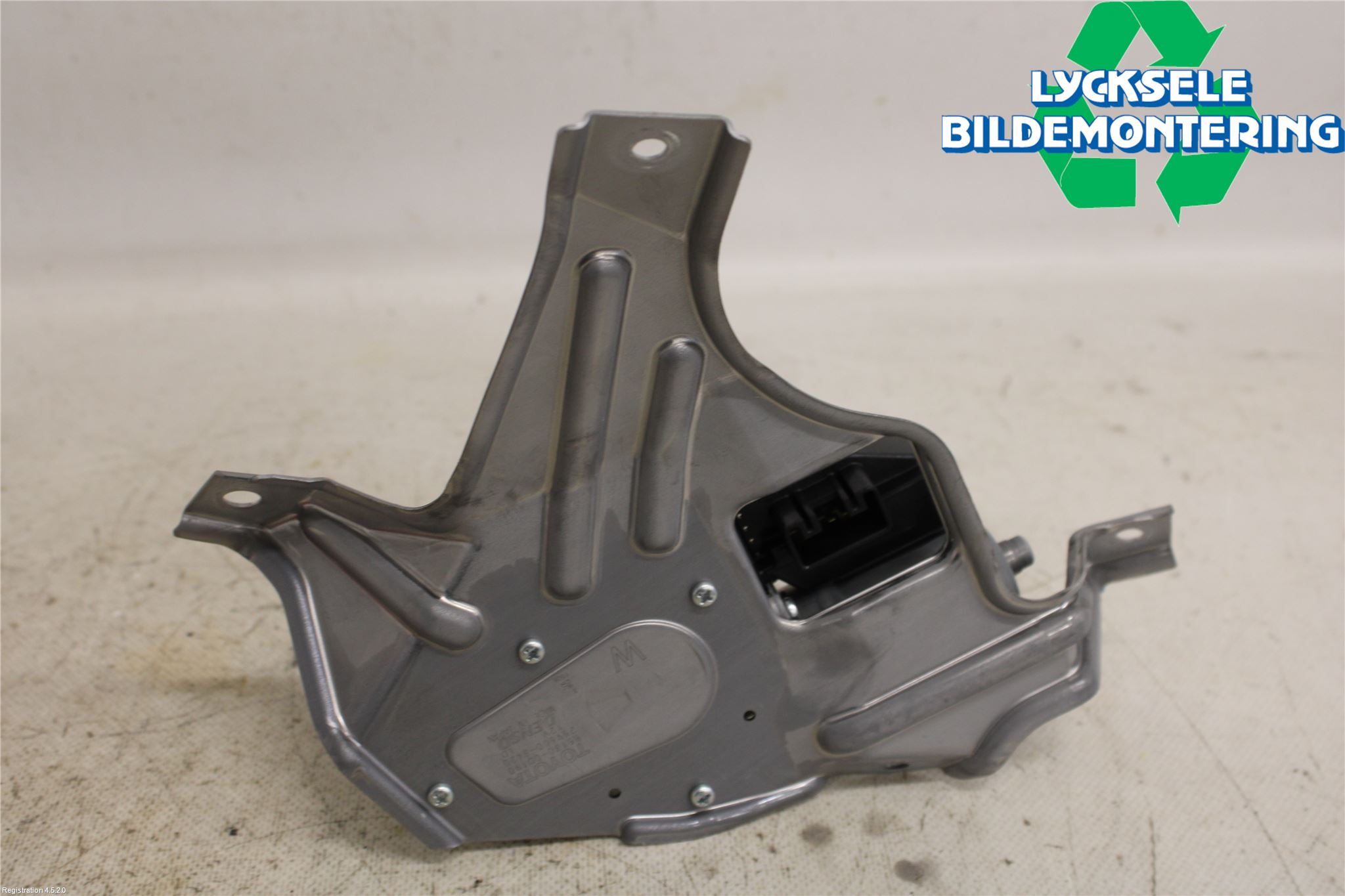 Toyota YARIS XP130 15-20 Torkarmotor Baklucka
