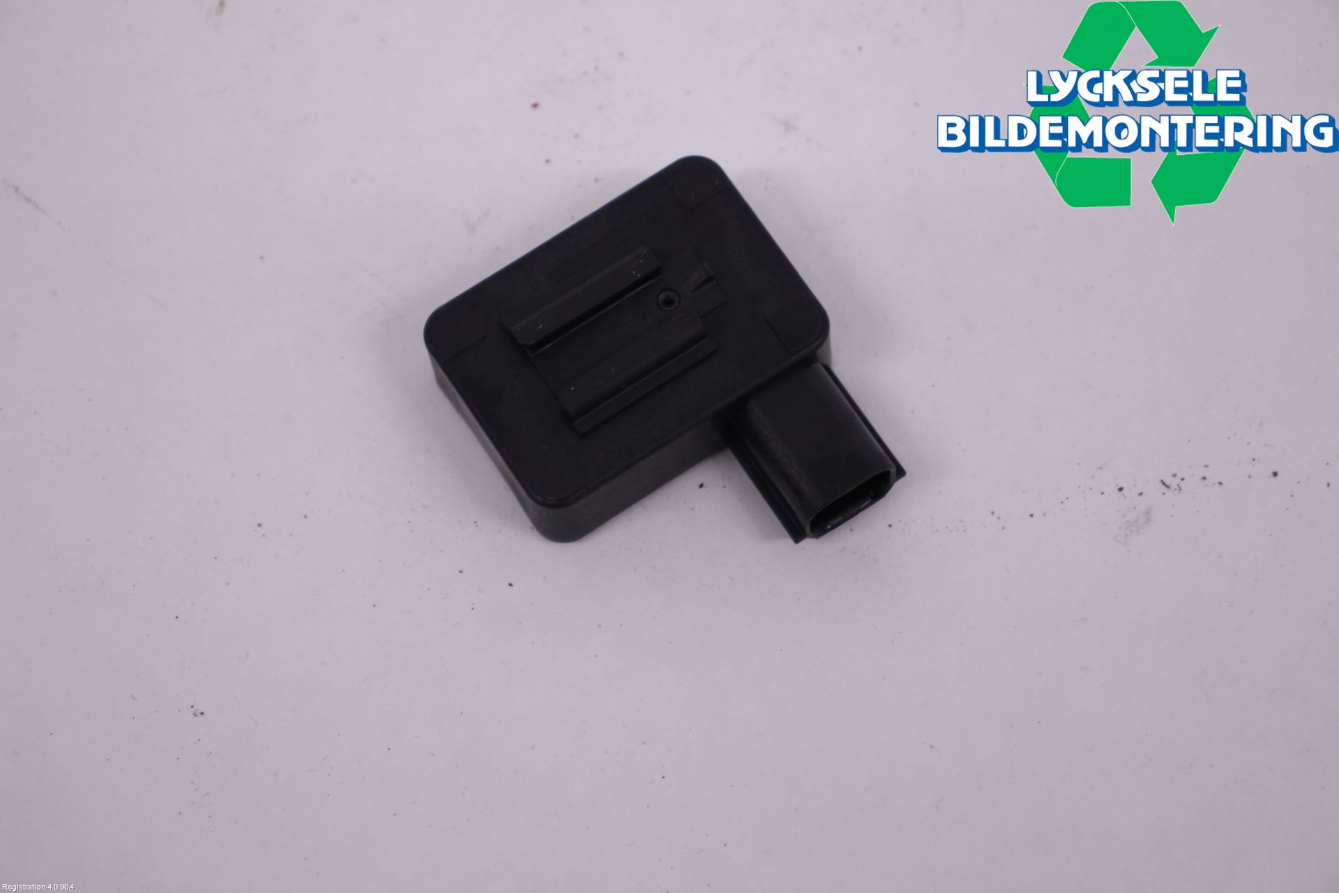 Ford MUSTANG Mach-E 21- Antenn