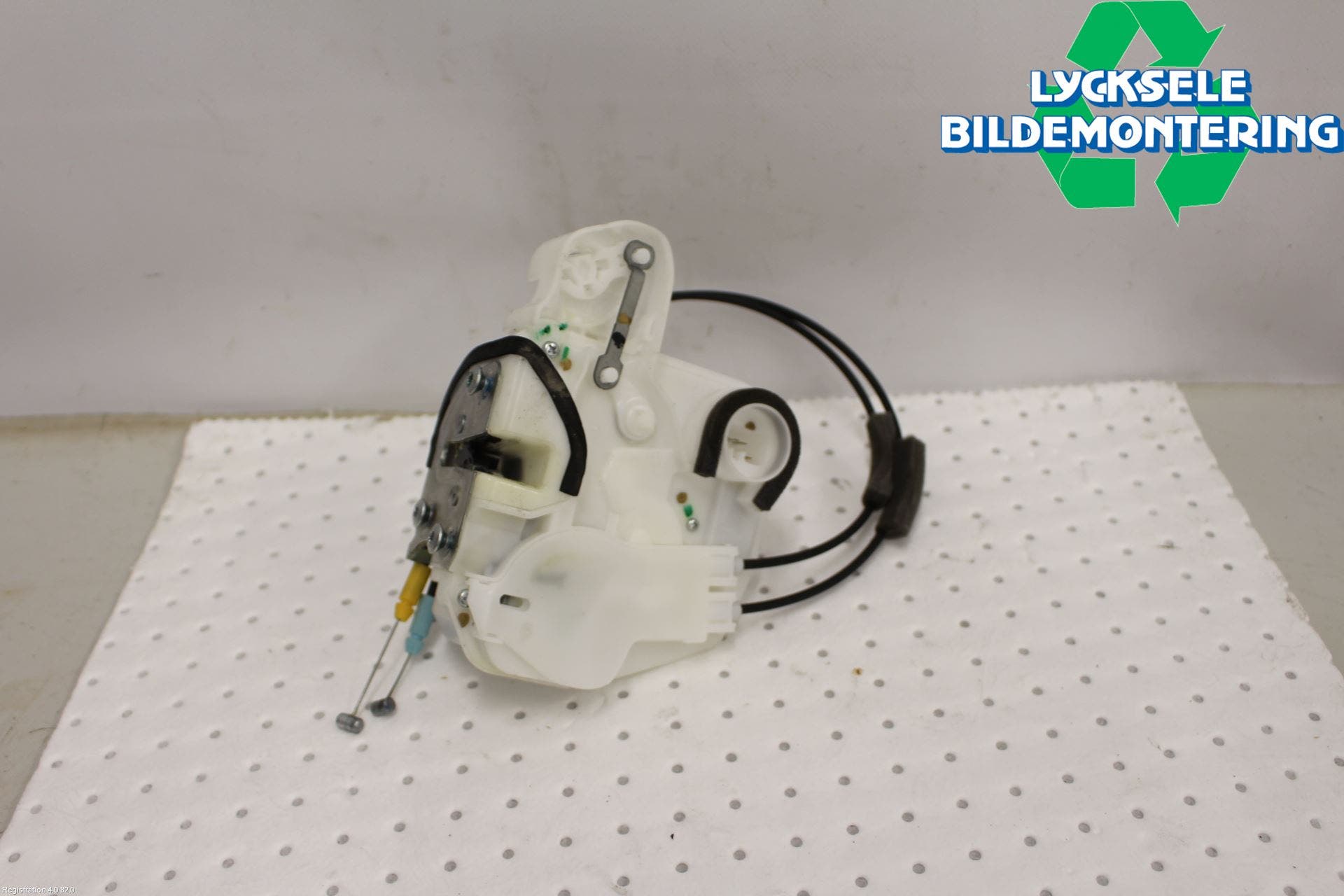 Mitsubishi L200 16-23 Låskista-Dörrlås