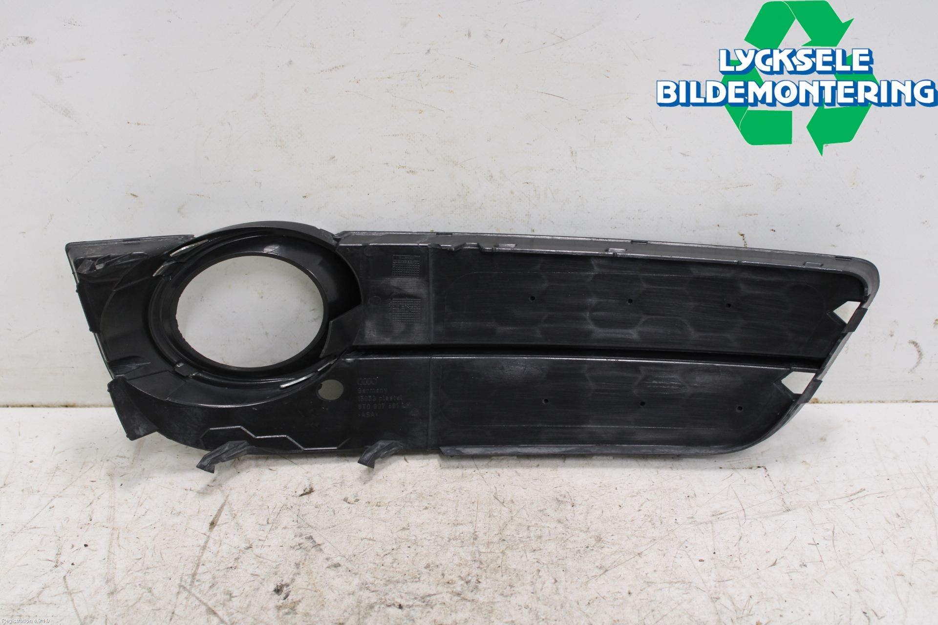 Audi A5 07-16 Dimljussarg Fram