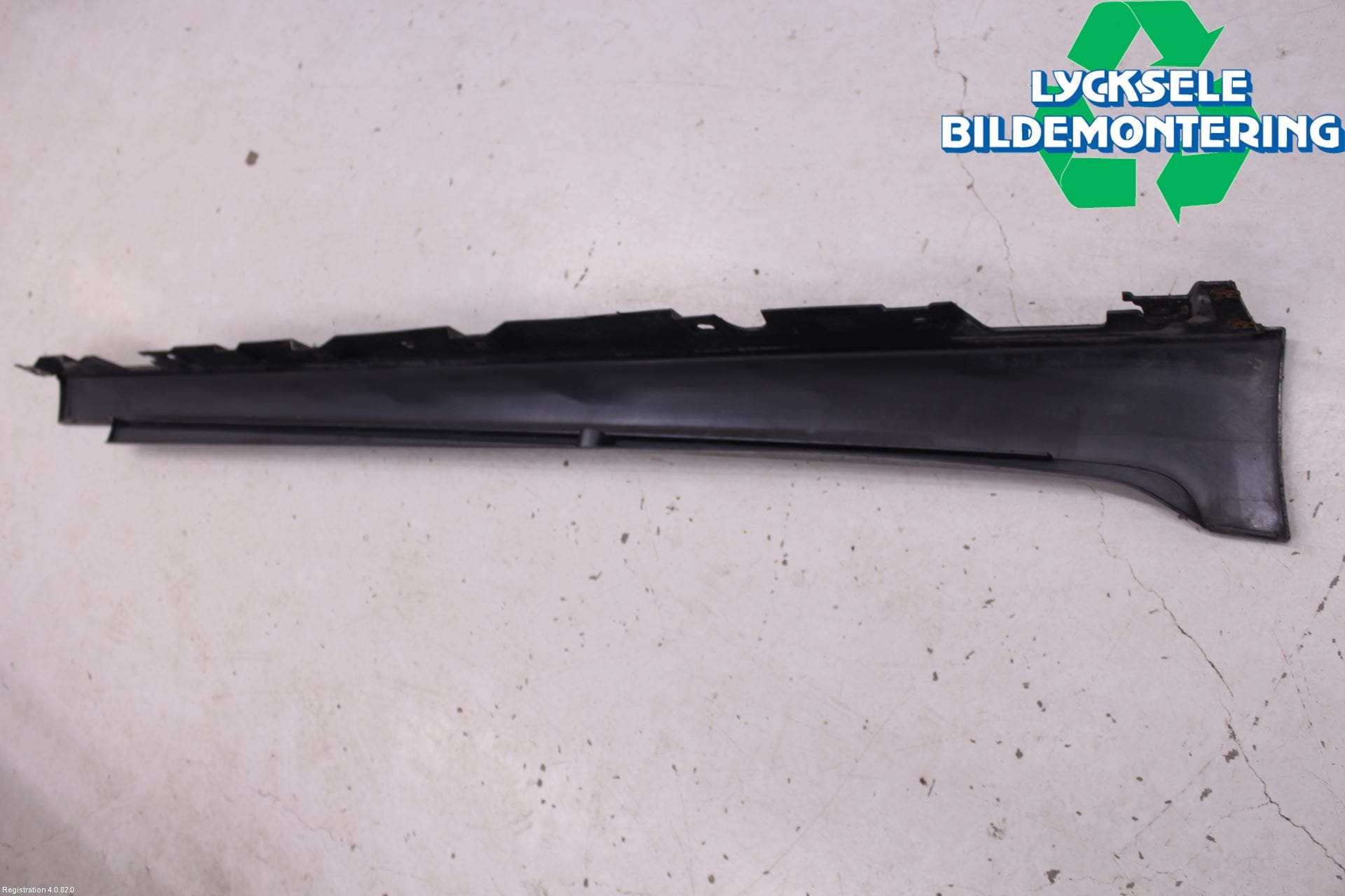 BMW 5 F10/F11/F18 09-17 Sidokjol Vä