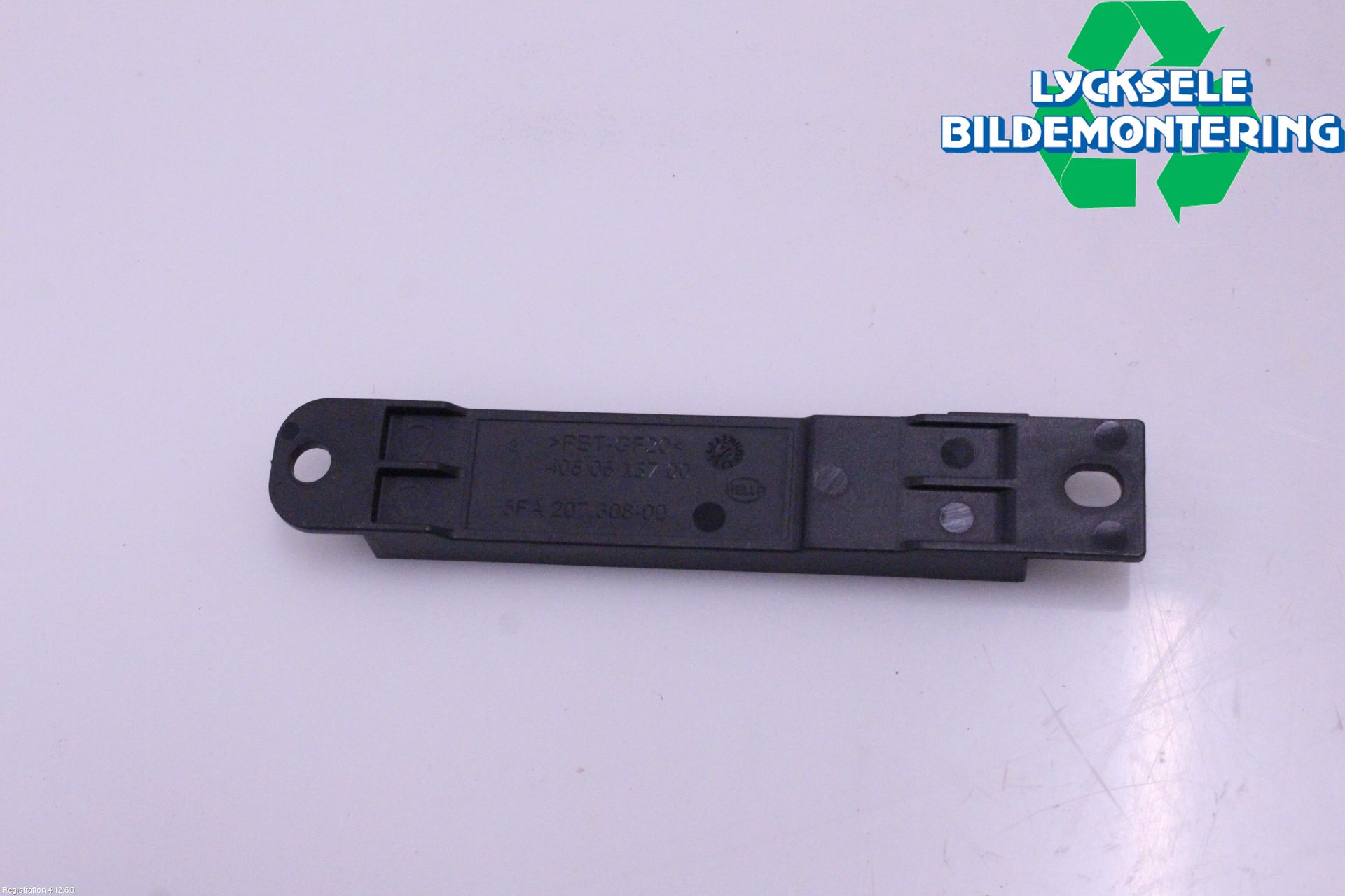 Mercedes-Benz MB VITO/V-KLASS (W640,W447,W448) 14- Antenn