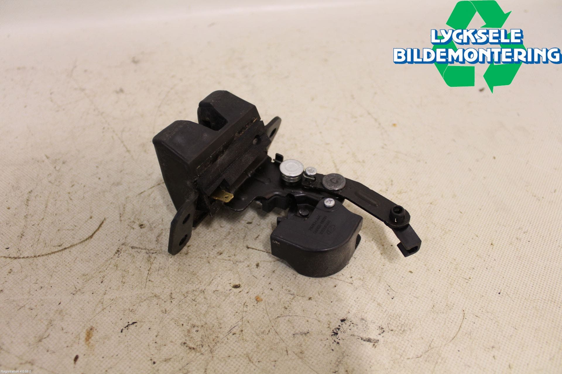 Hyundai SANTA FE 06-12 Låskista Baklucka