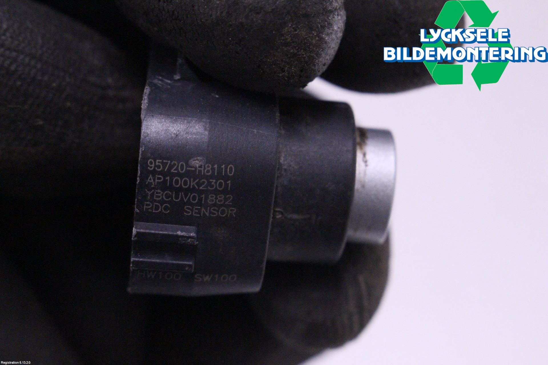 Kia STONIC 18->> Parkeringshjälp Backsensor