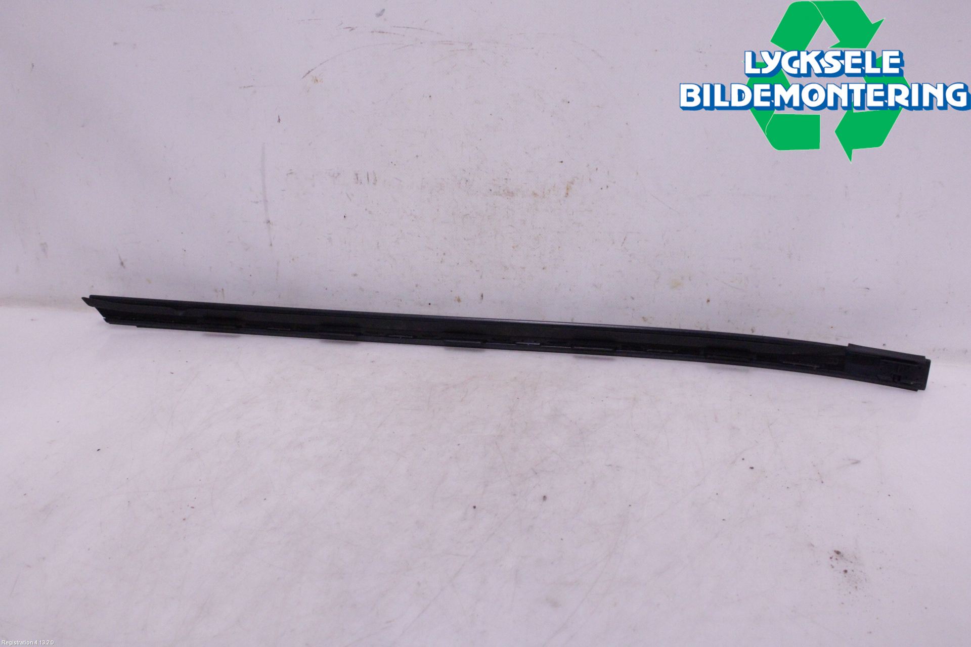 BMW 5 G30/G31/F90 17-23 Vindruta - Dekorlist