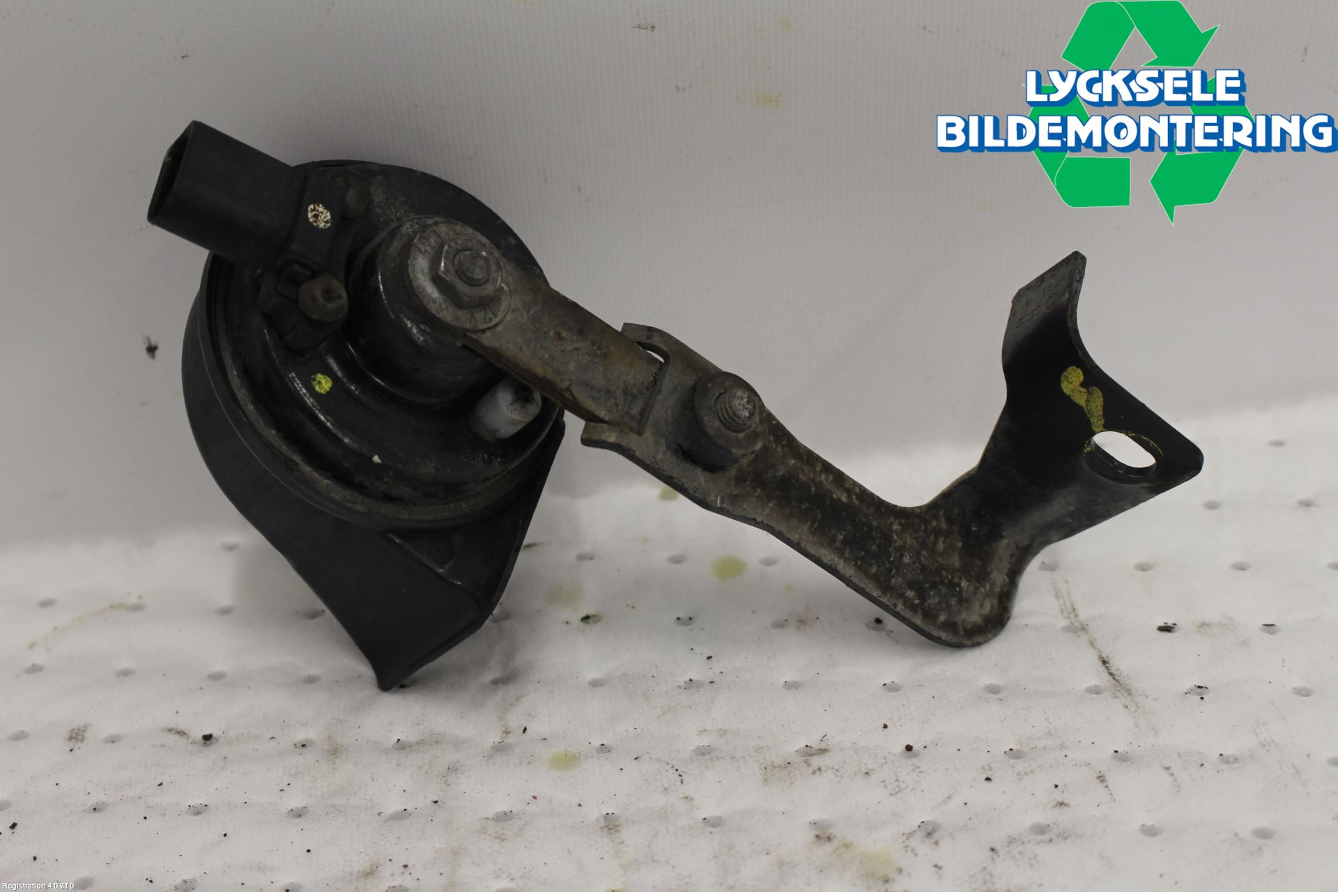 Volkswagen VW AMAROK 2H 10-22 Signalhorn
