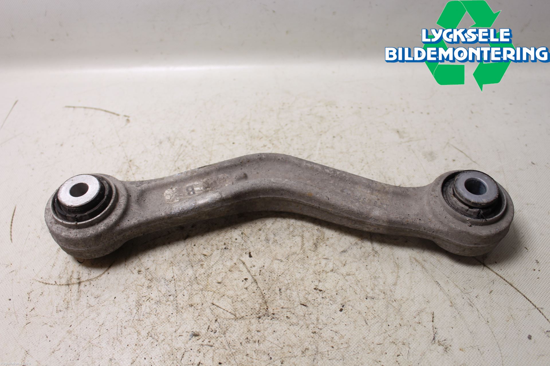 BMW 5 F10/F11/F18 09-17 Bärarm Bak Höger