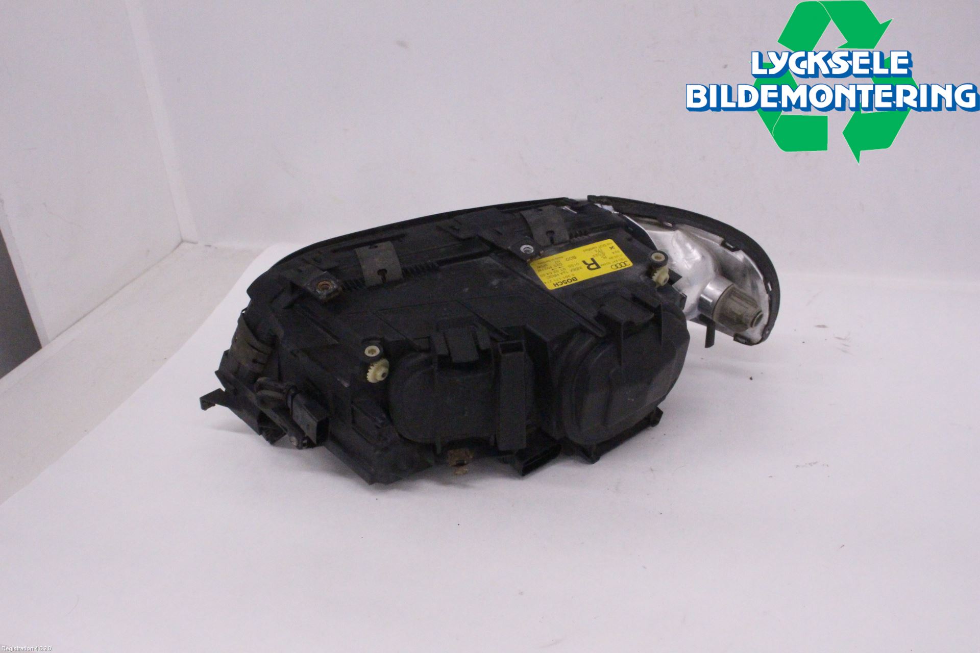 Audi A8/S8 4D 94-02 Strålkastare Höger