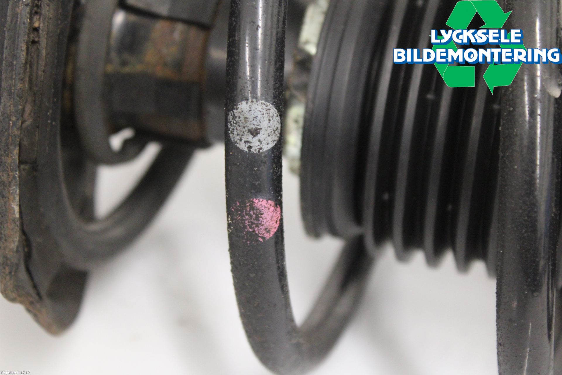 Volkswagen VW GOLF / E-GOLF VIII 20- Fjäderben Fram Vänster