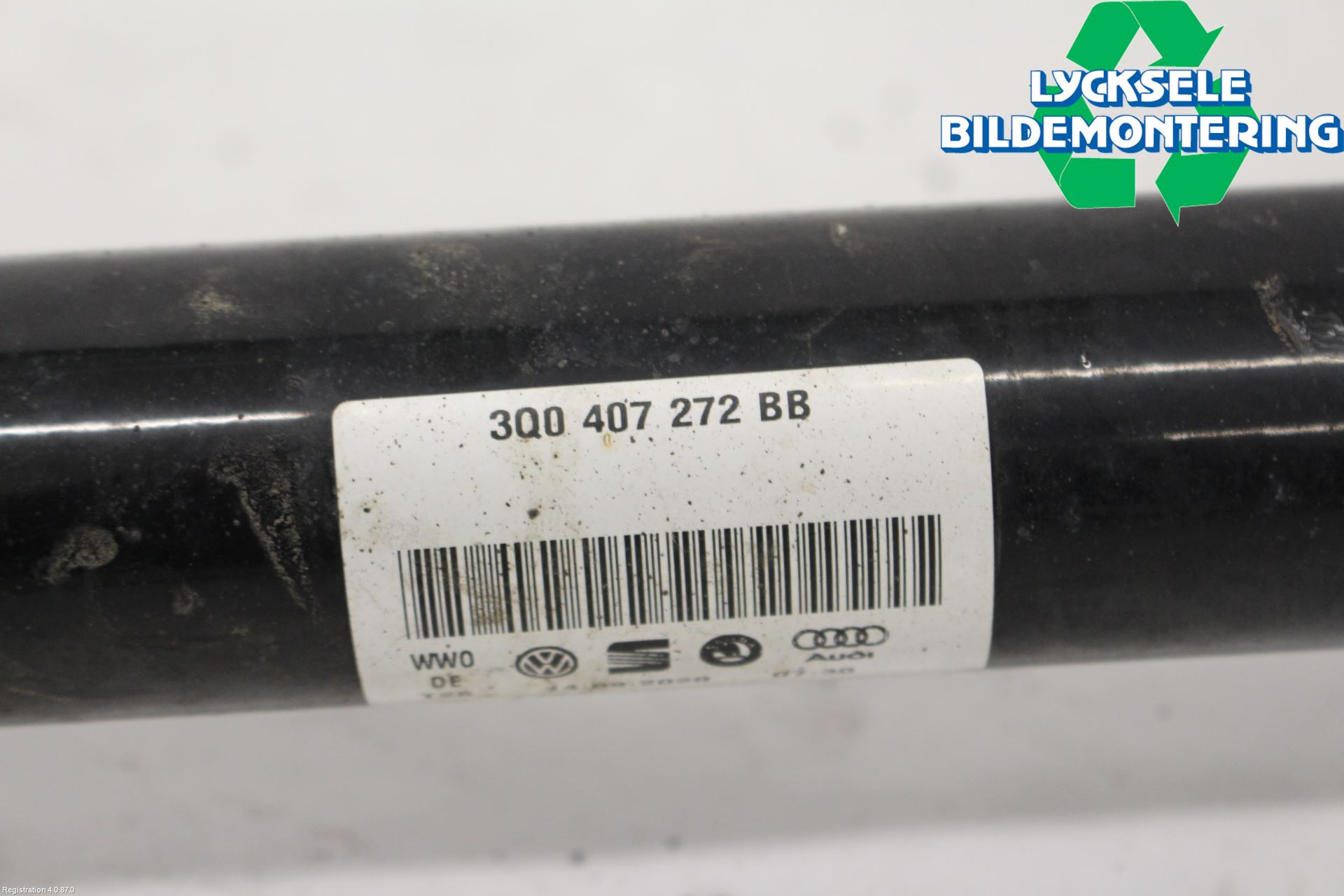 Volkswagen VW TIGUAN 16-24 Drivaxel Fram Höger