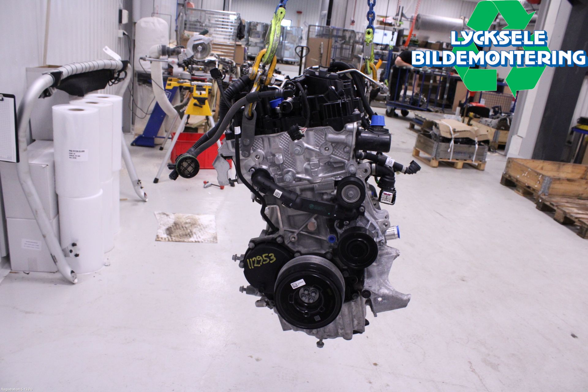 BMW X1/iX1 U11 23- Motor Bensin