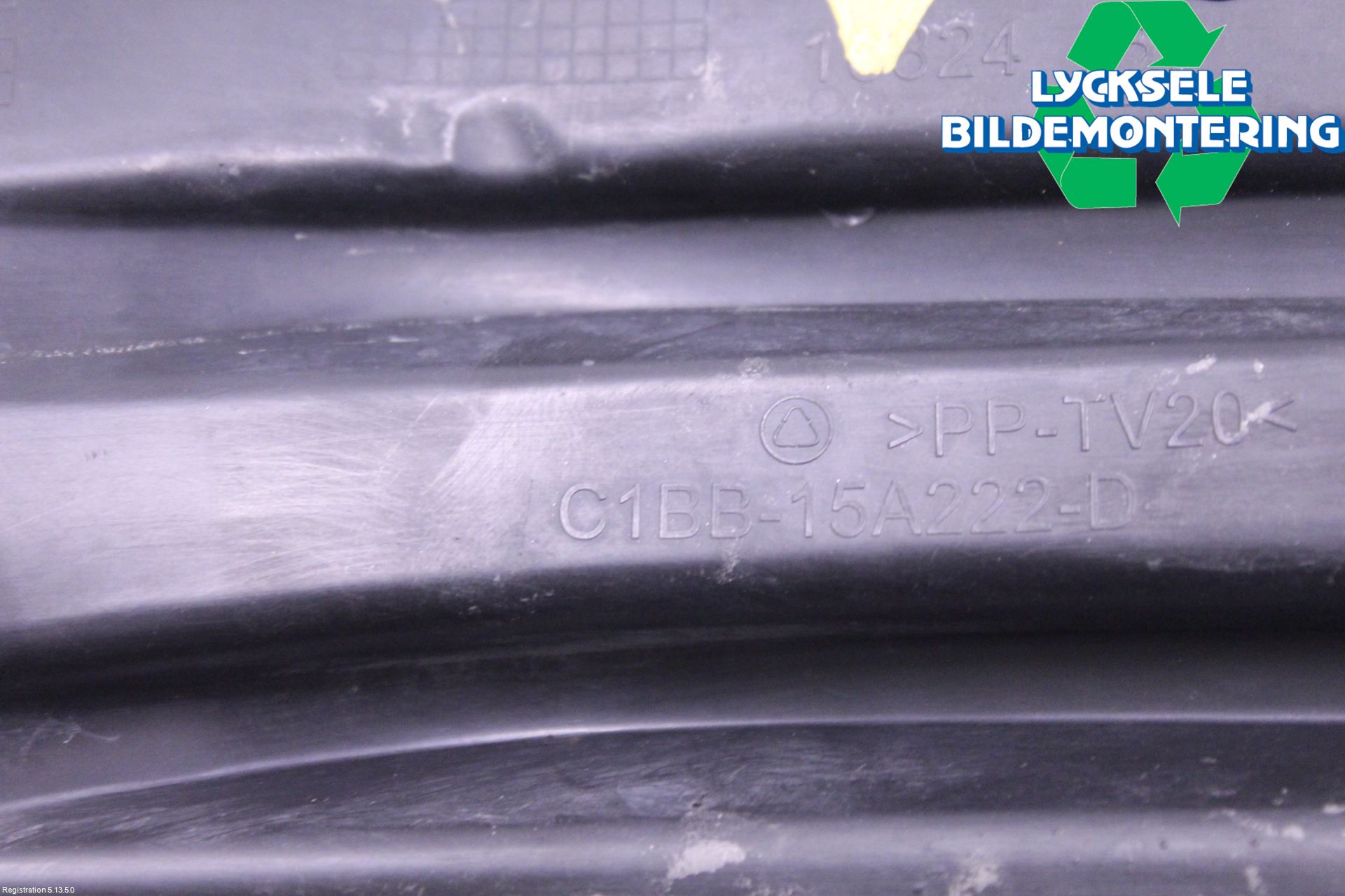Ford FIESTA 13-17 Dimljussarg Fram